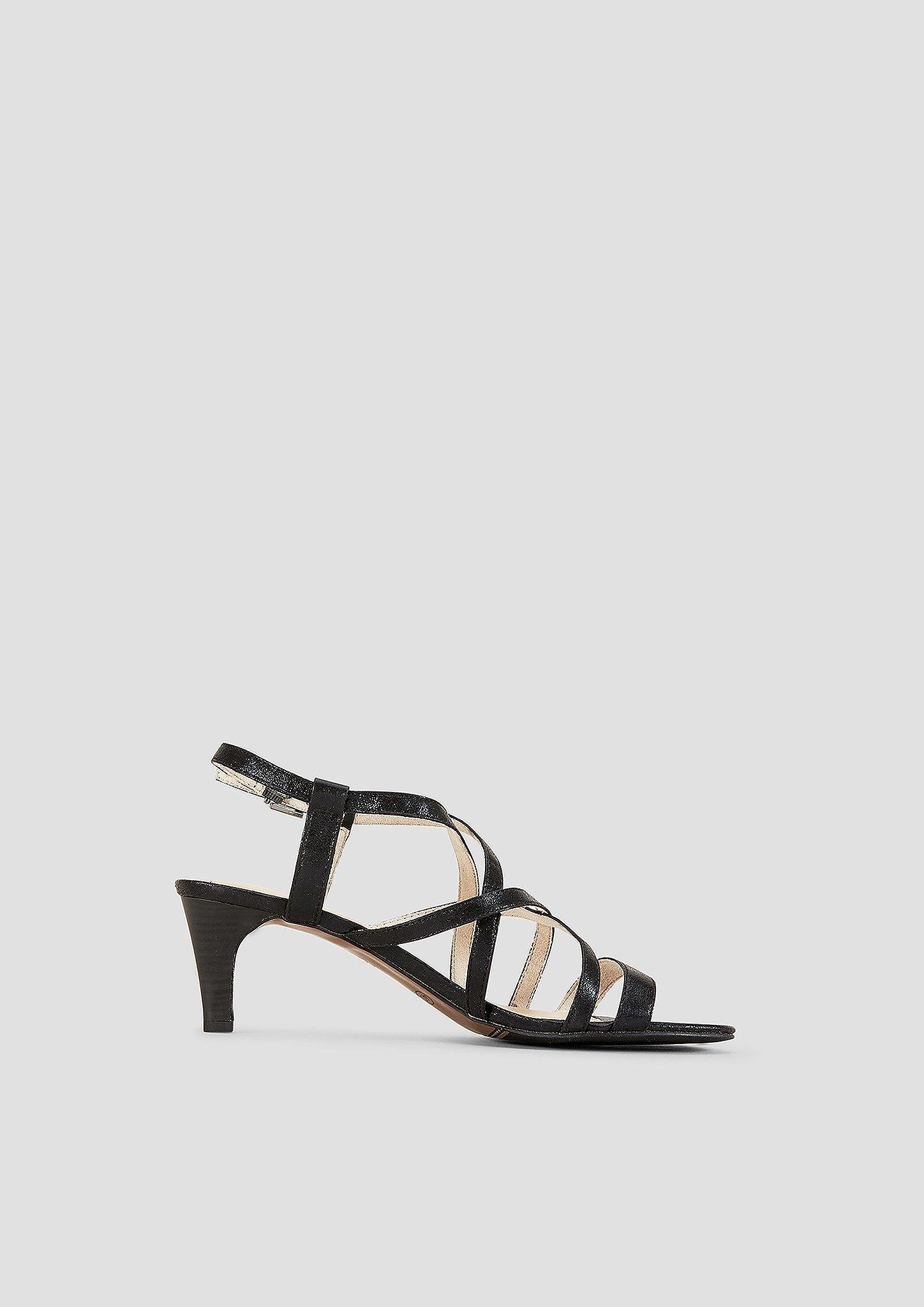 Absatz-Sandalen in 001
