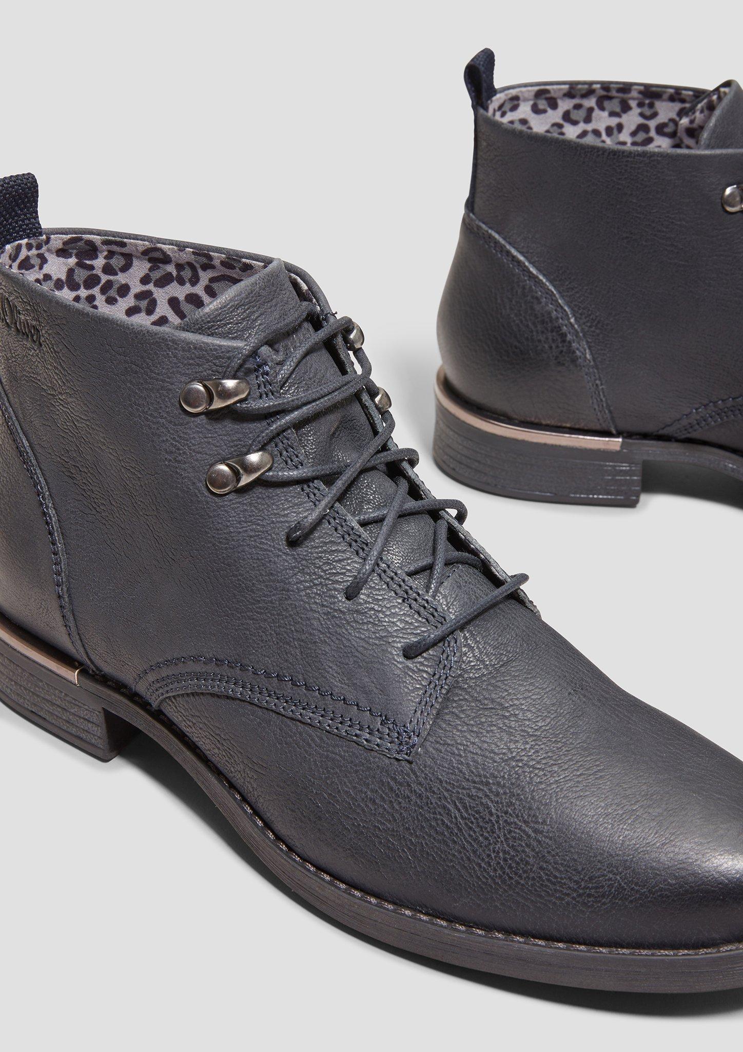 Leder-Schnürer in 805