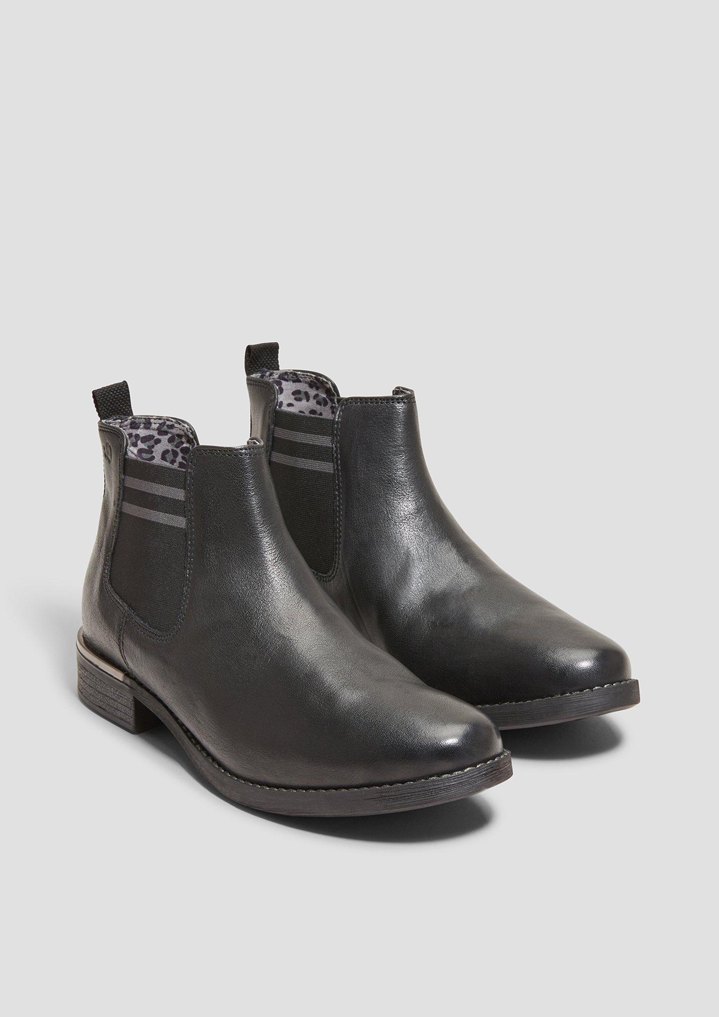 Stiefeletten in 001