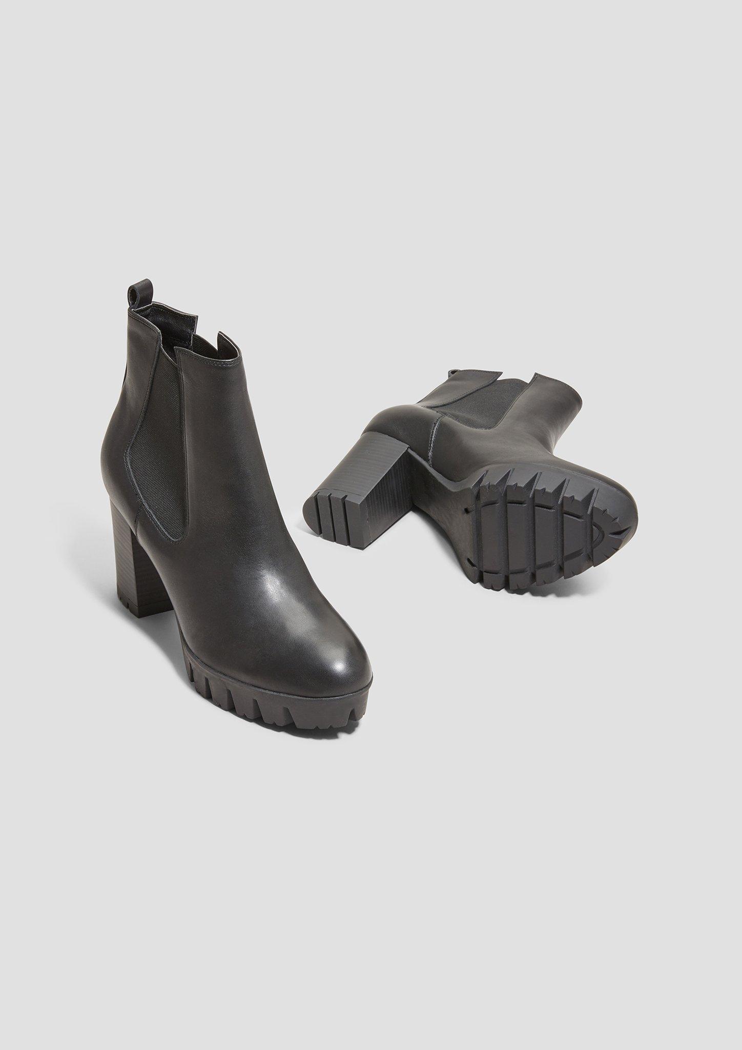 Stiefeletten in 001