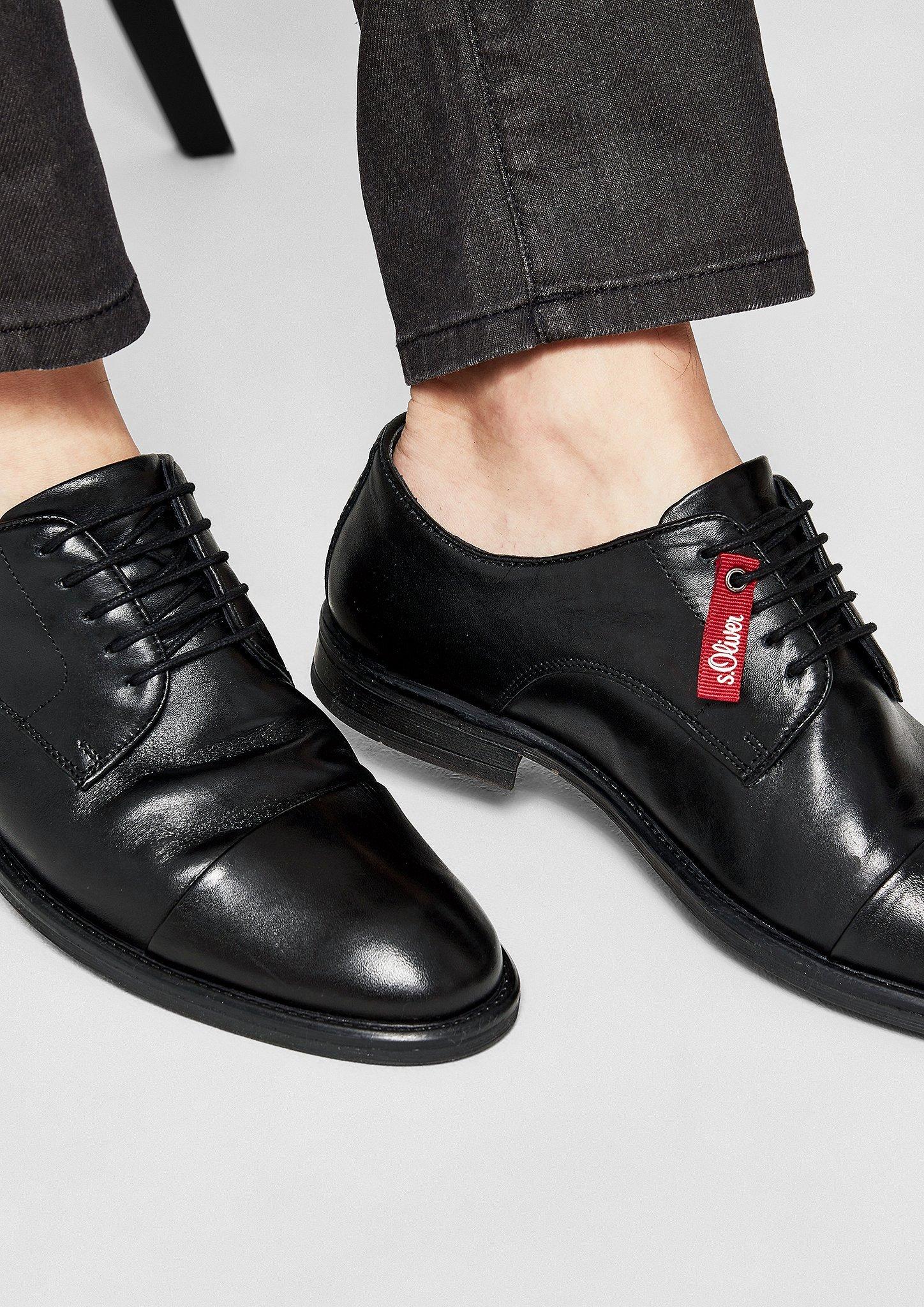 Lederschnürer in 001