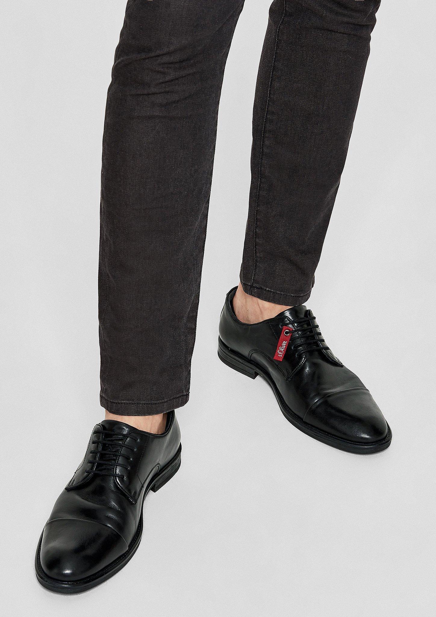 Lederschnürer in 001