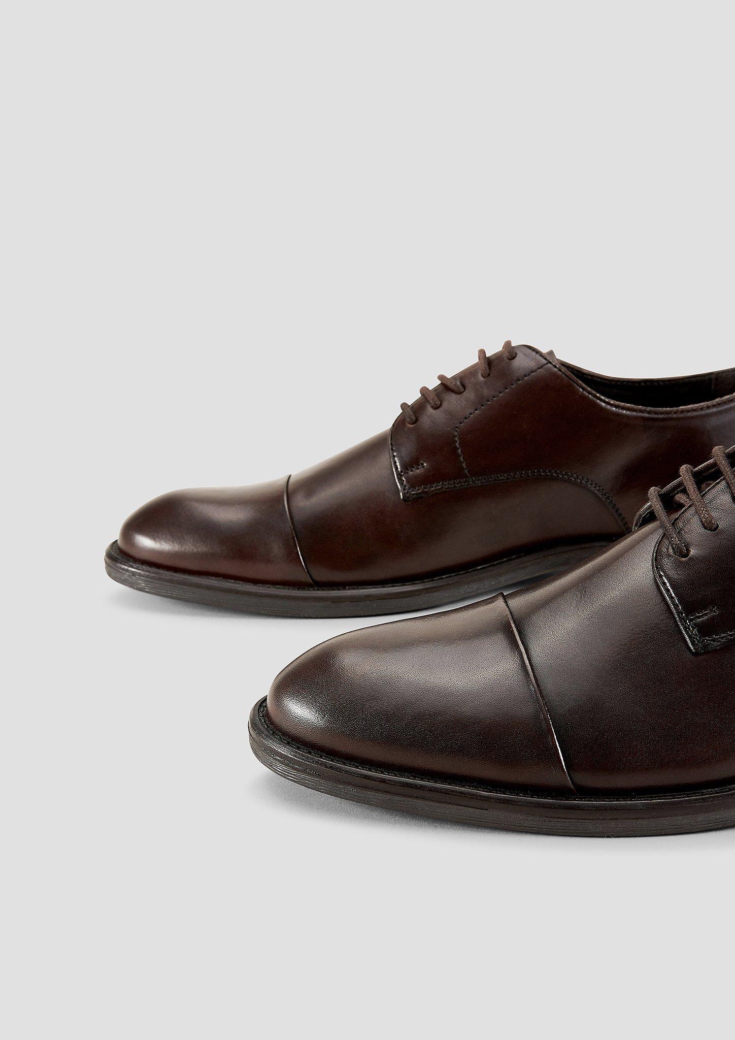 Lederschnürer in 302