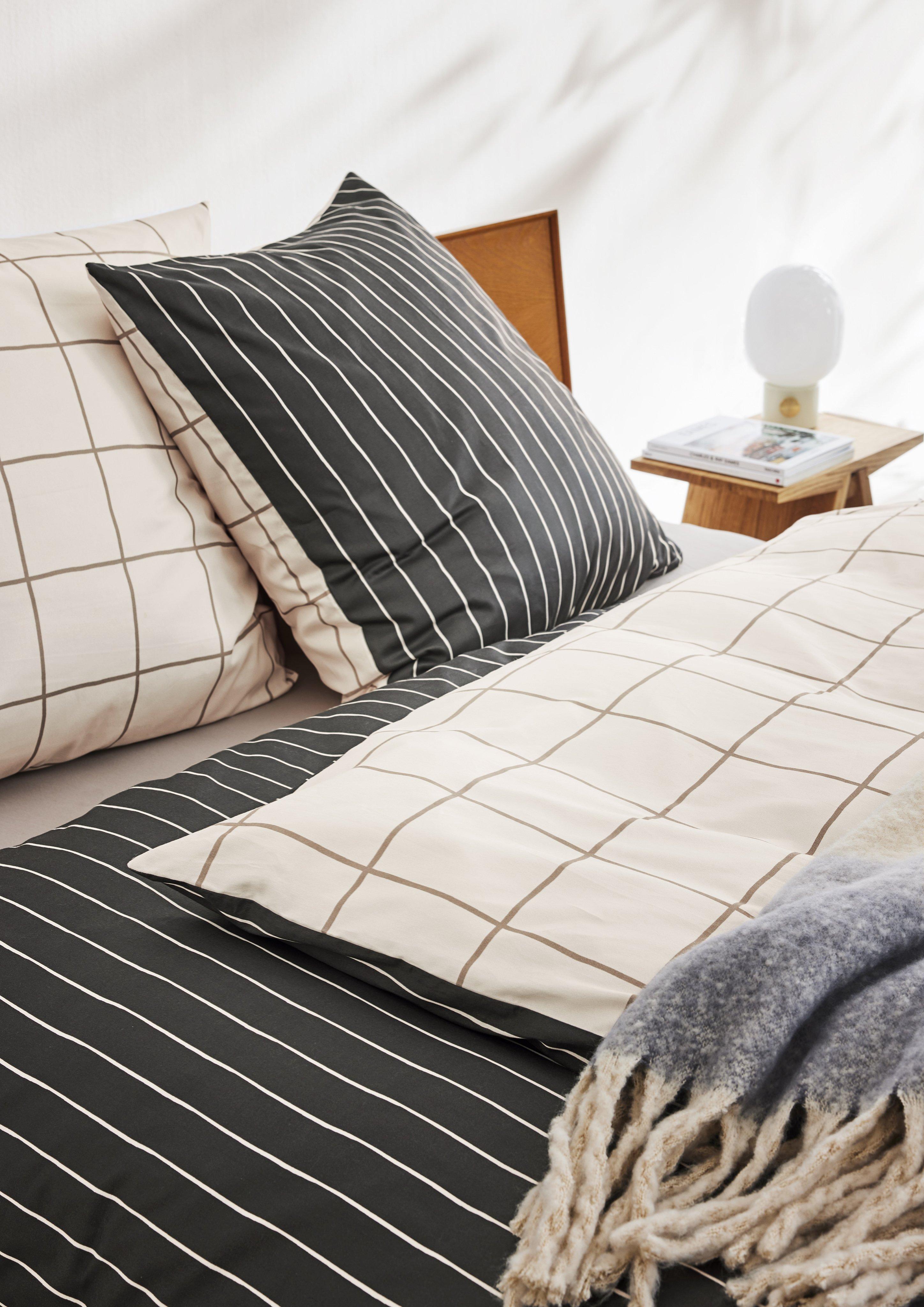 Posteľná bielizeň in 830 & 620