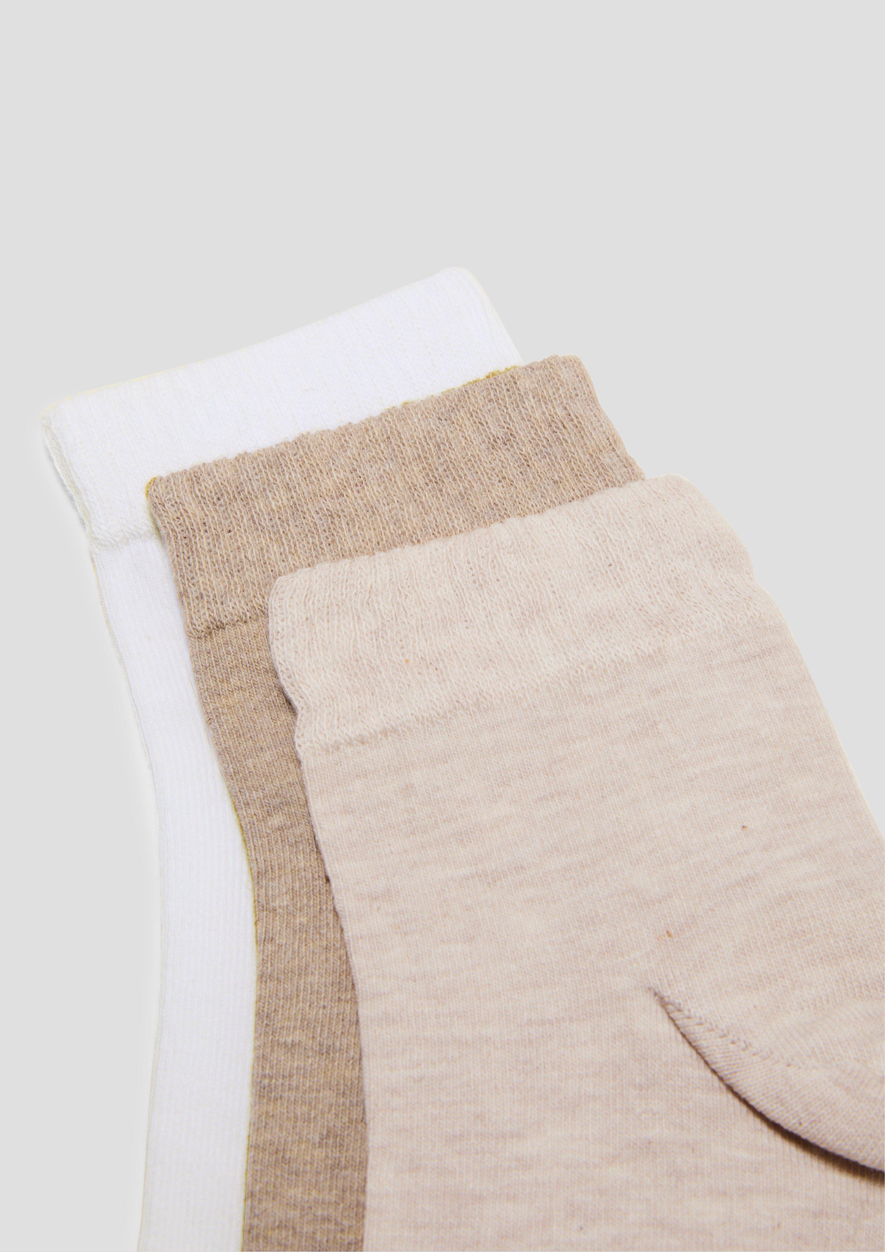 Kurzsocken in 8202, 4202, 0101, 9901 & 9801