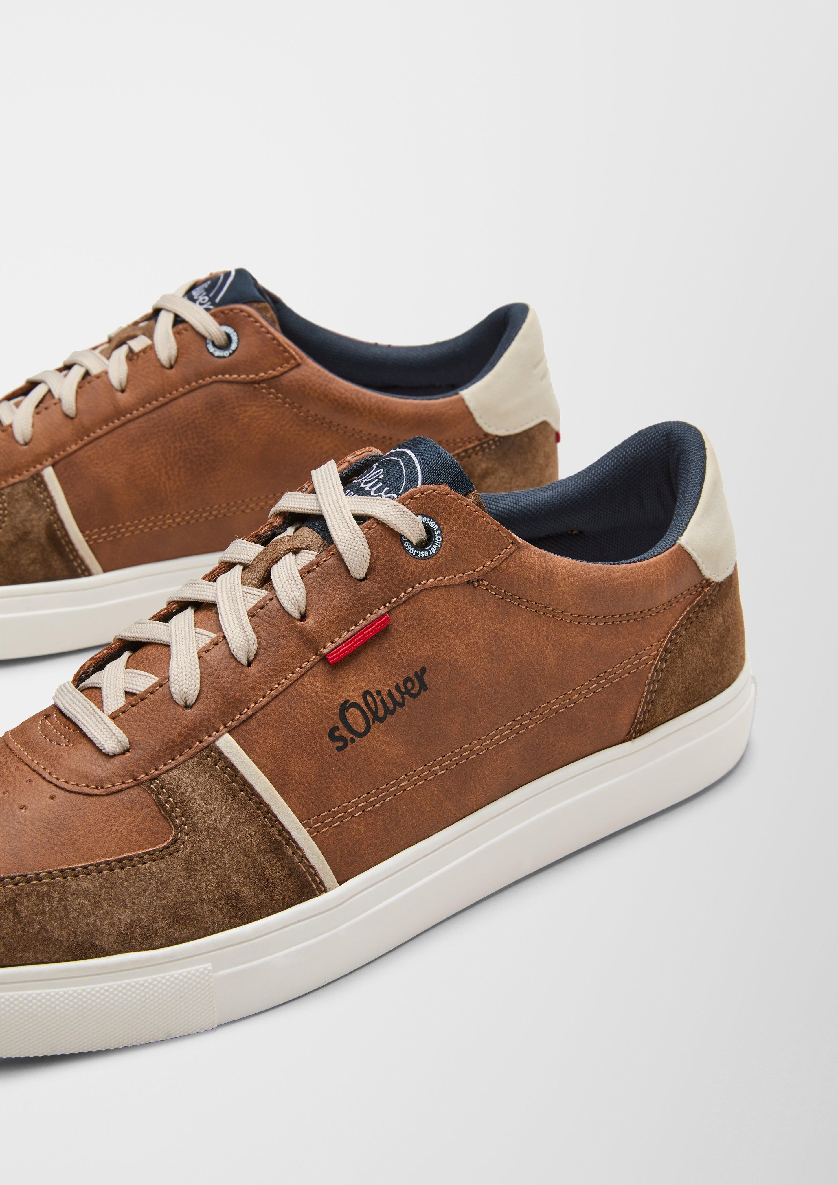 Cipele na vezanje in 305