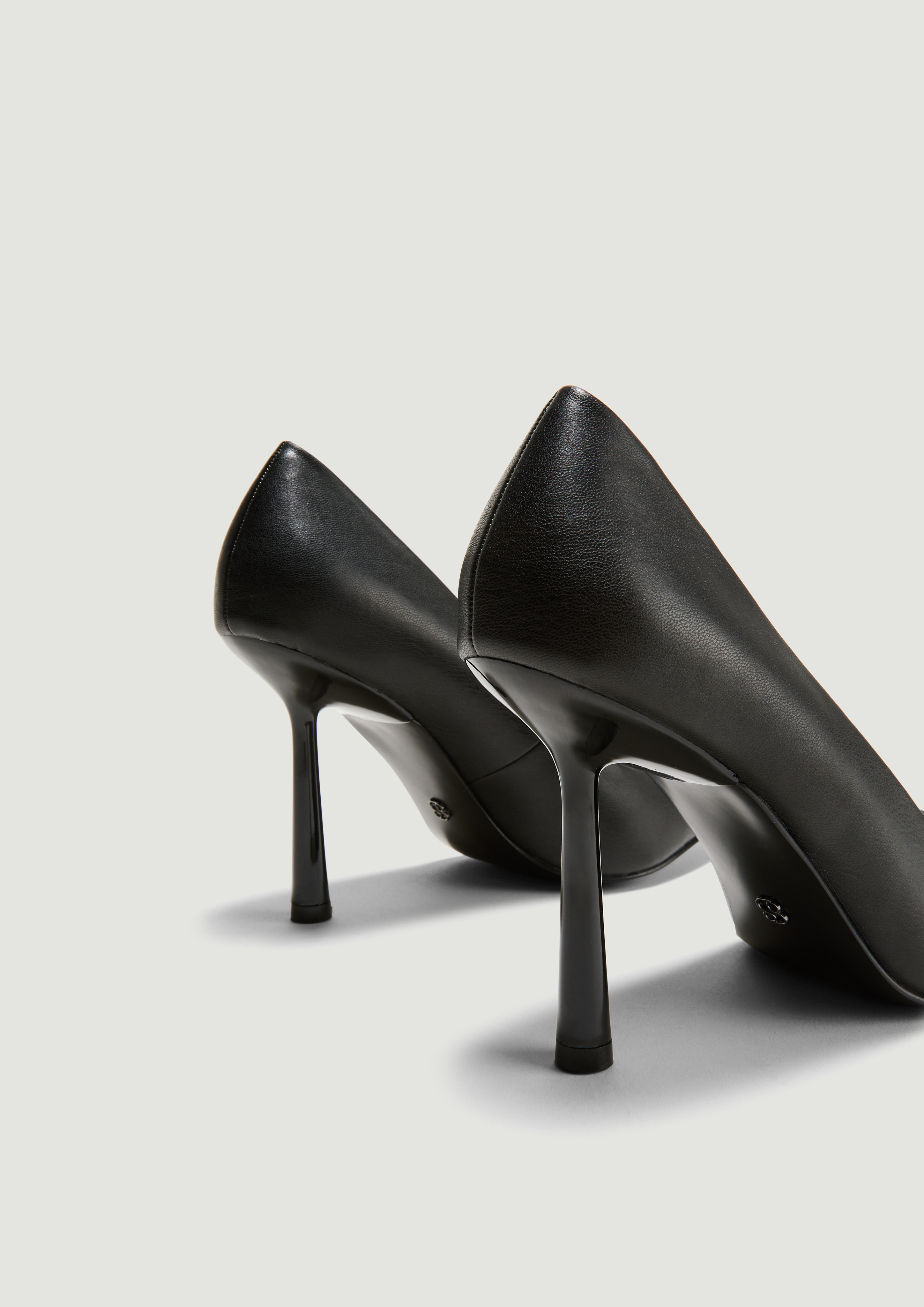 Salonarji in 001, 345 & 532