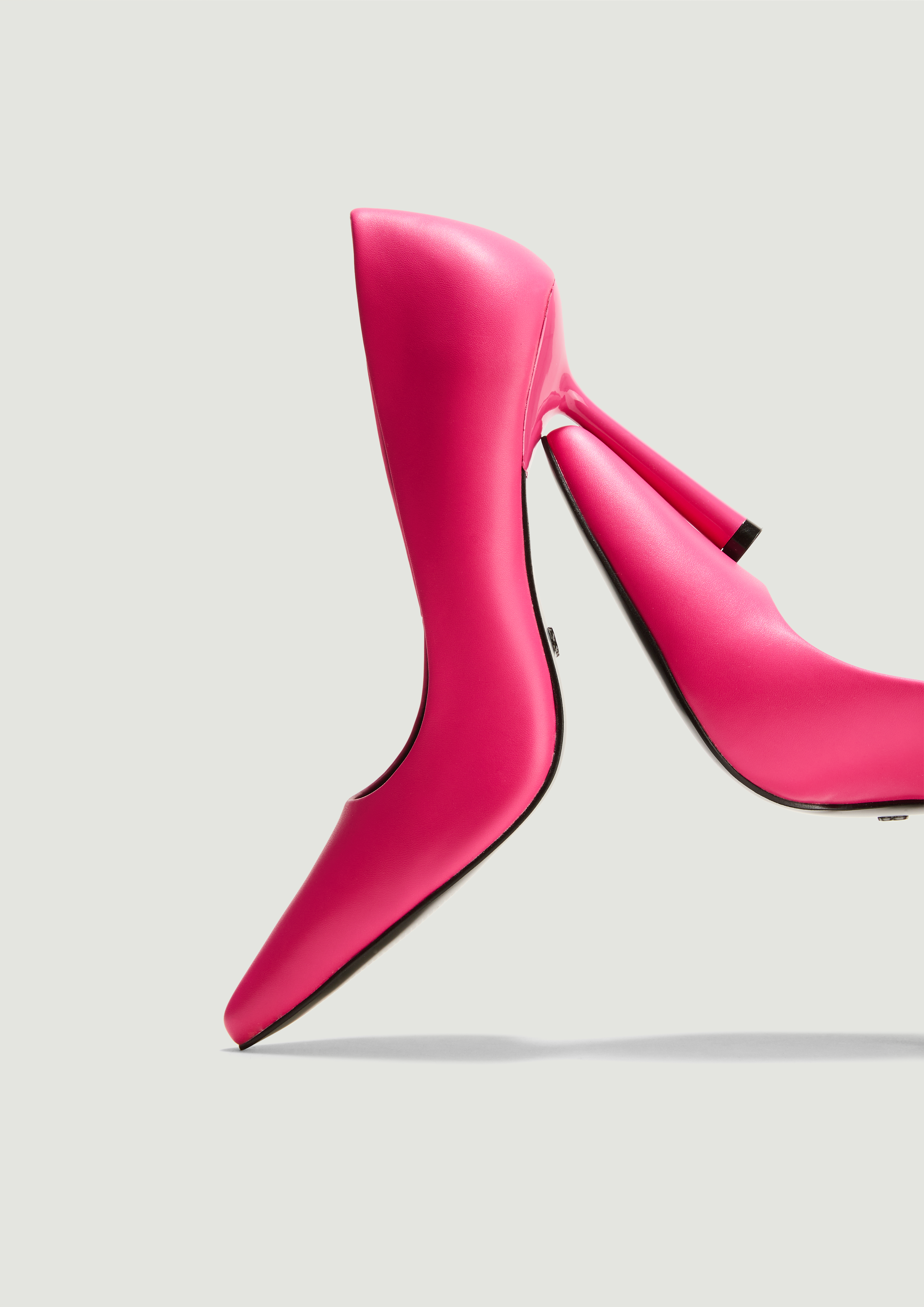 Salonarji in 532, 345 & 001