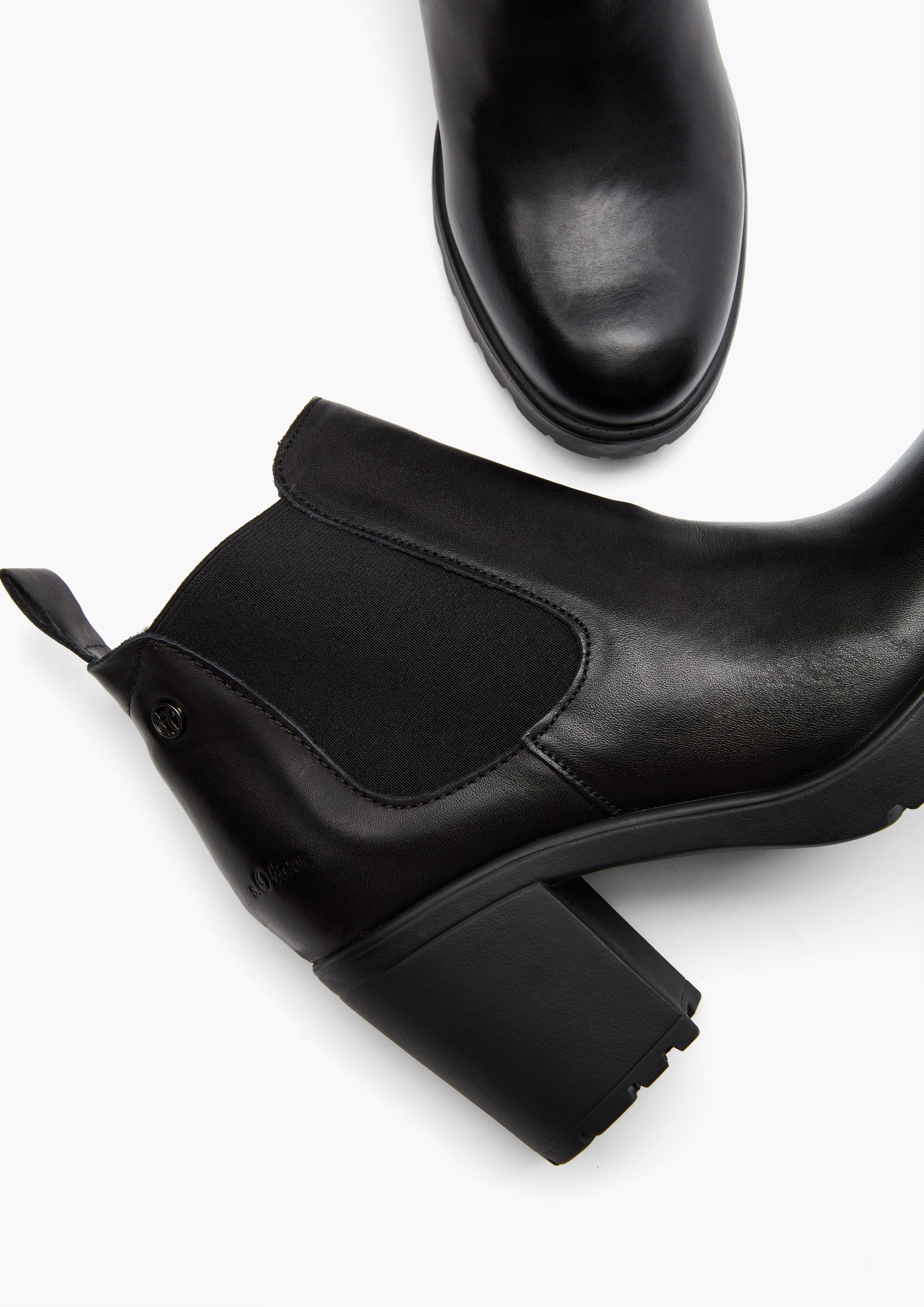 Leder-Stiefeletten in 001