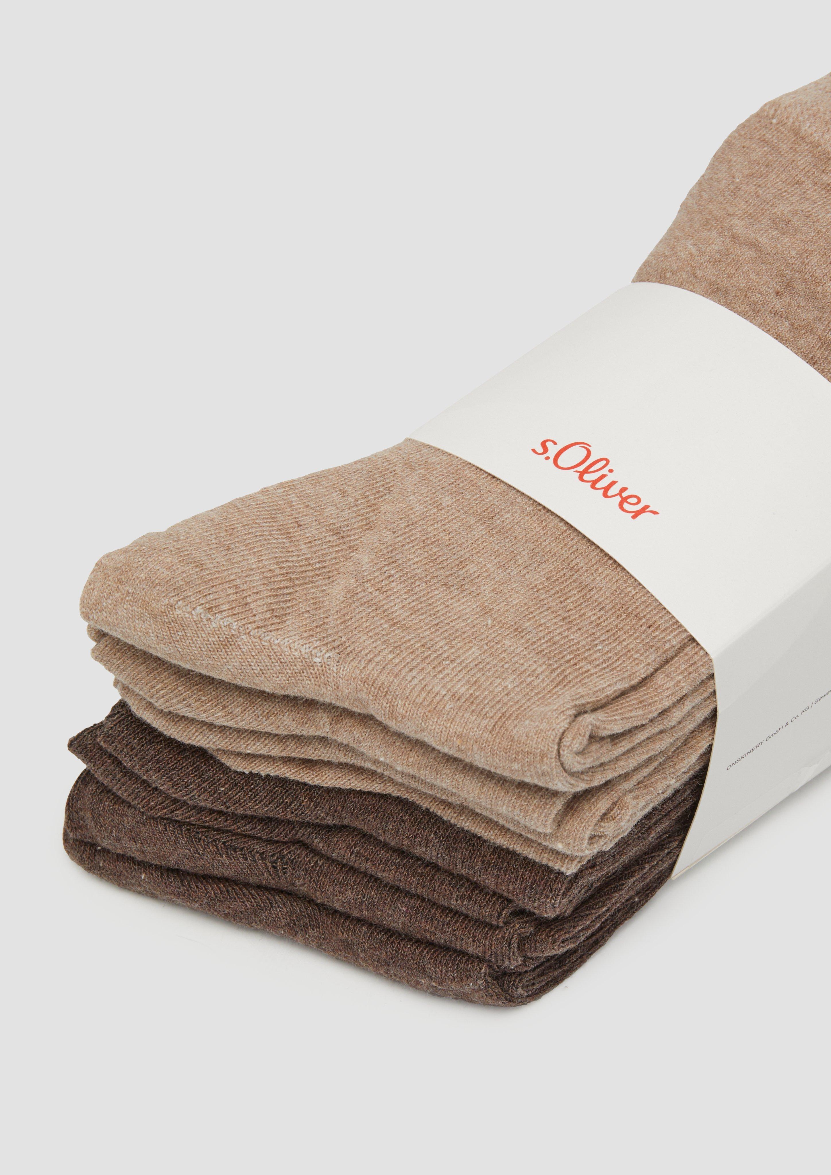 Socken in 8200, 1000, 9901, 9600, 5900 & 9300