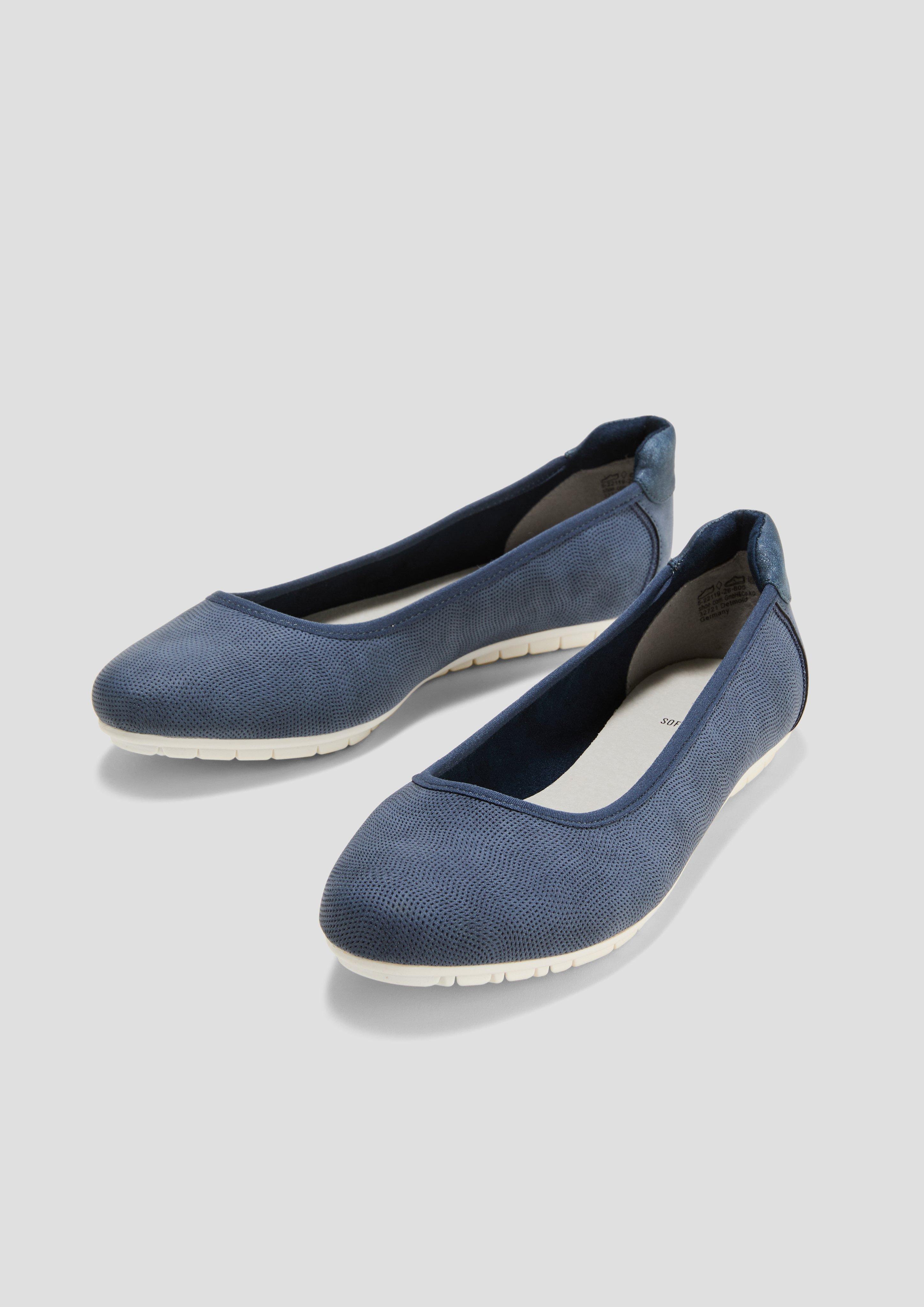 Ballerinas in 805 & 100