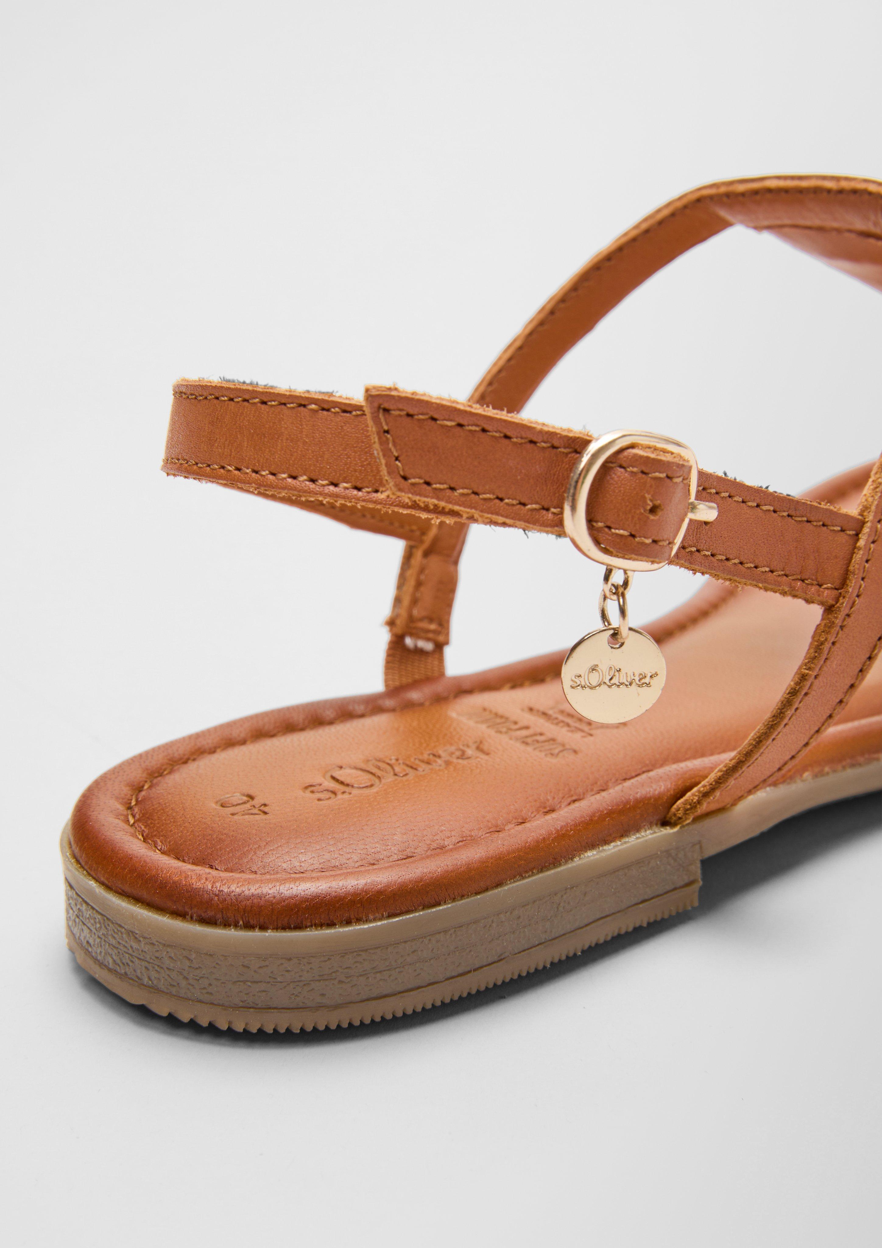 Sandalen in 305 & 600