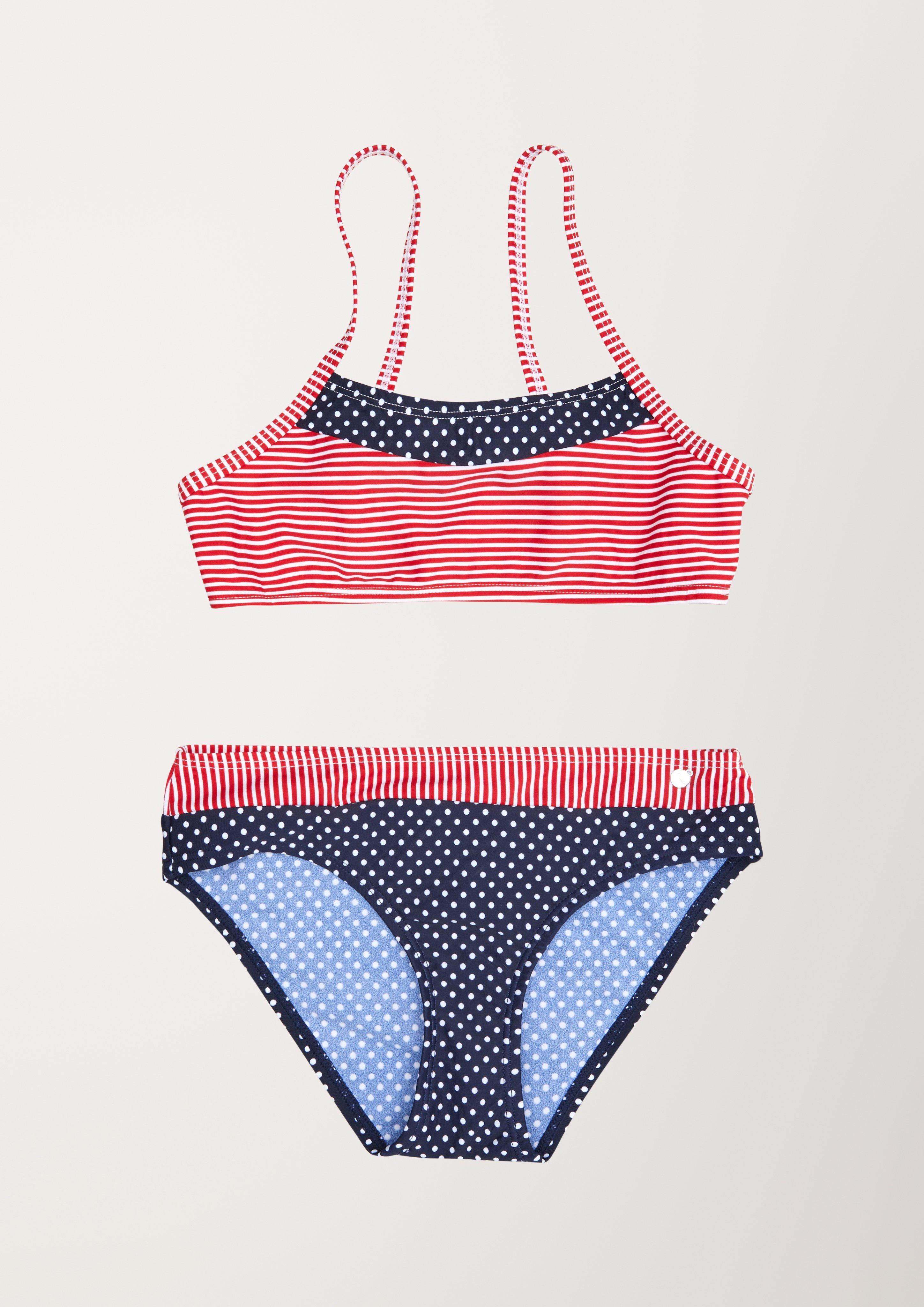 p>Bustier Bikini mit korallrot Muster</p> 