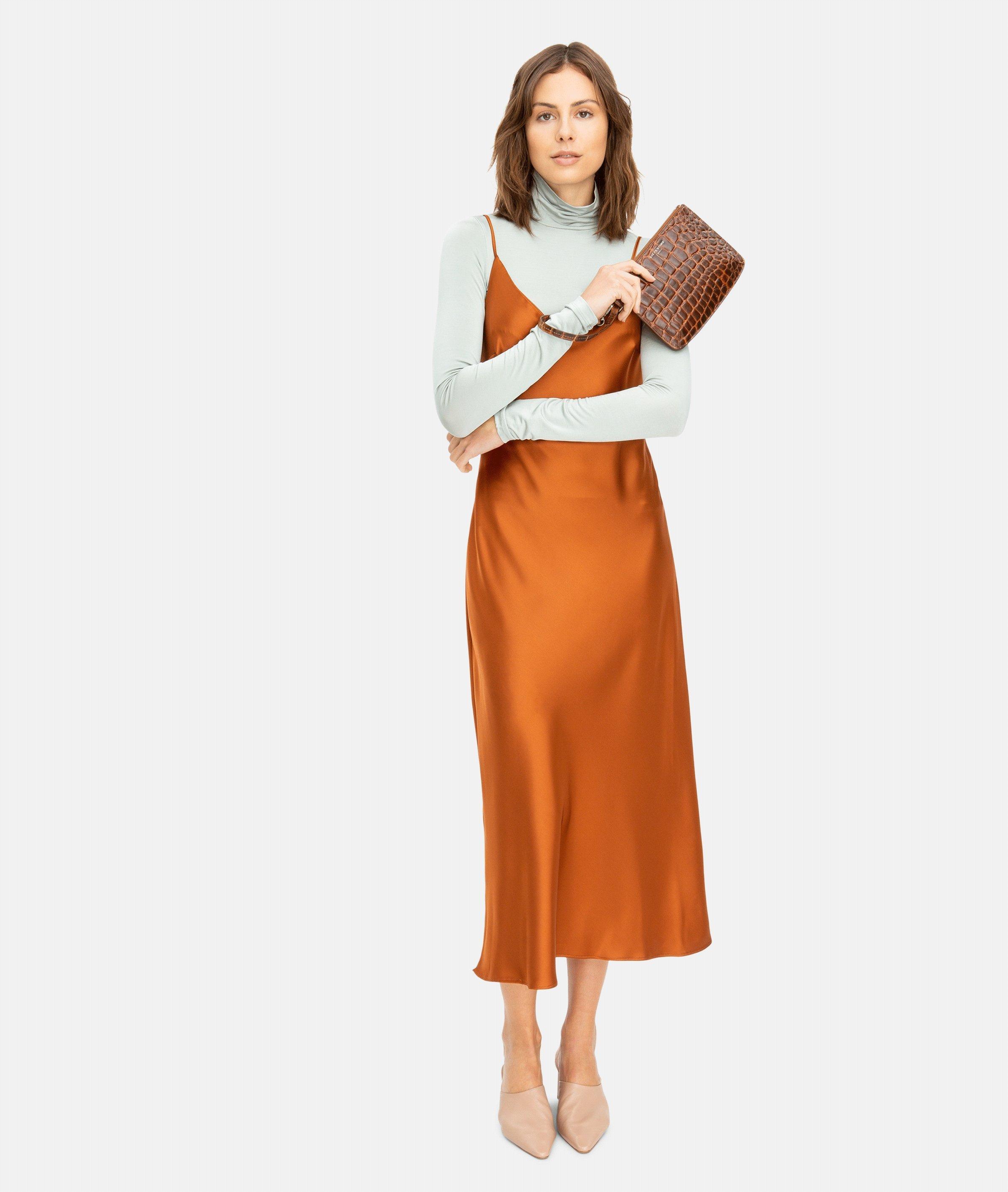 Ally Wristlet Pouch in braun