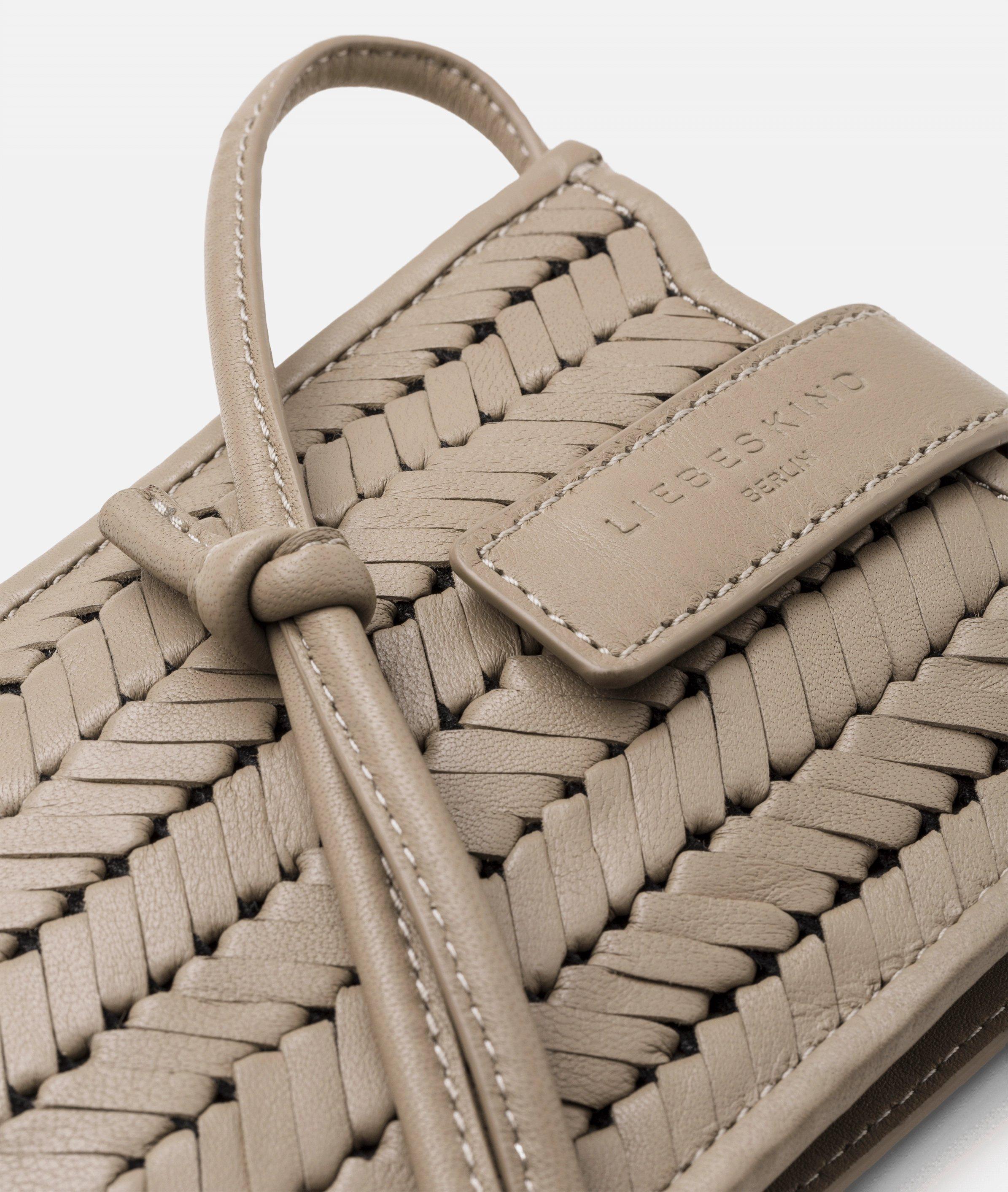 Sintra Neck Pouch in braun