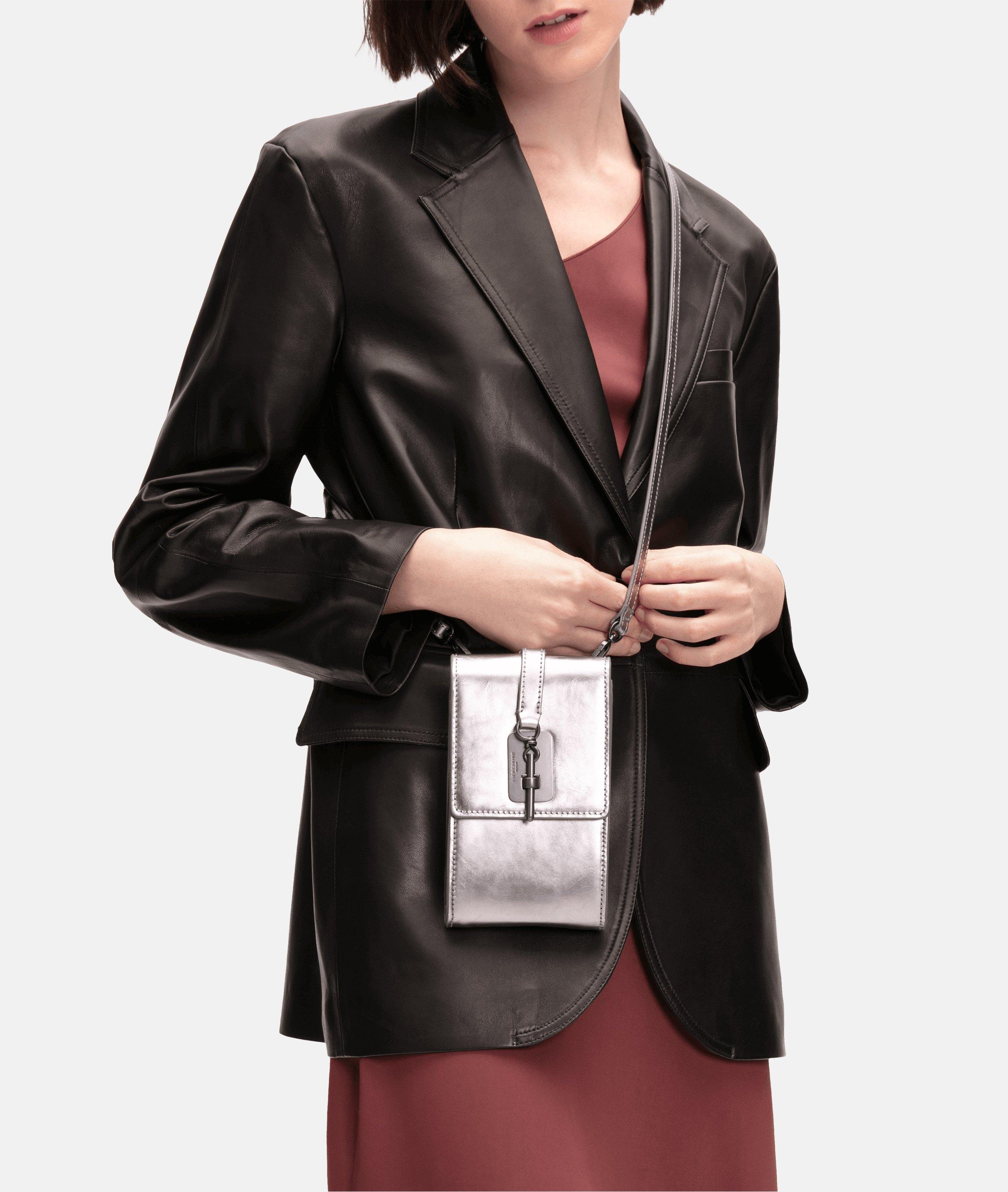 Meryl Metallic Necklace Accessory in grau