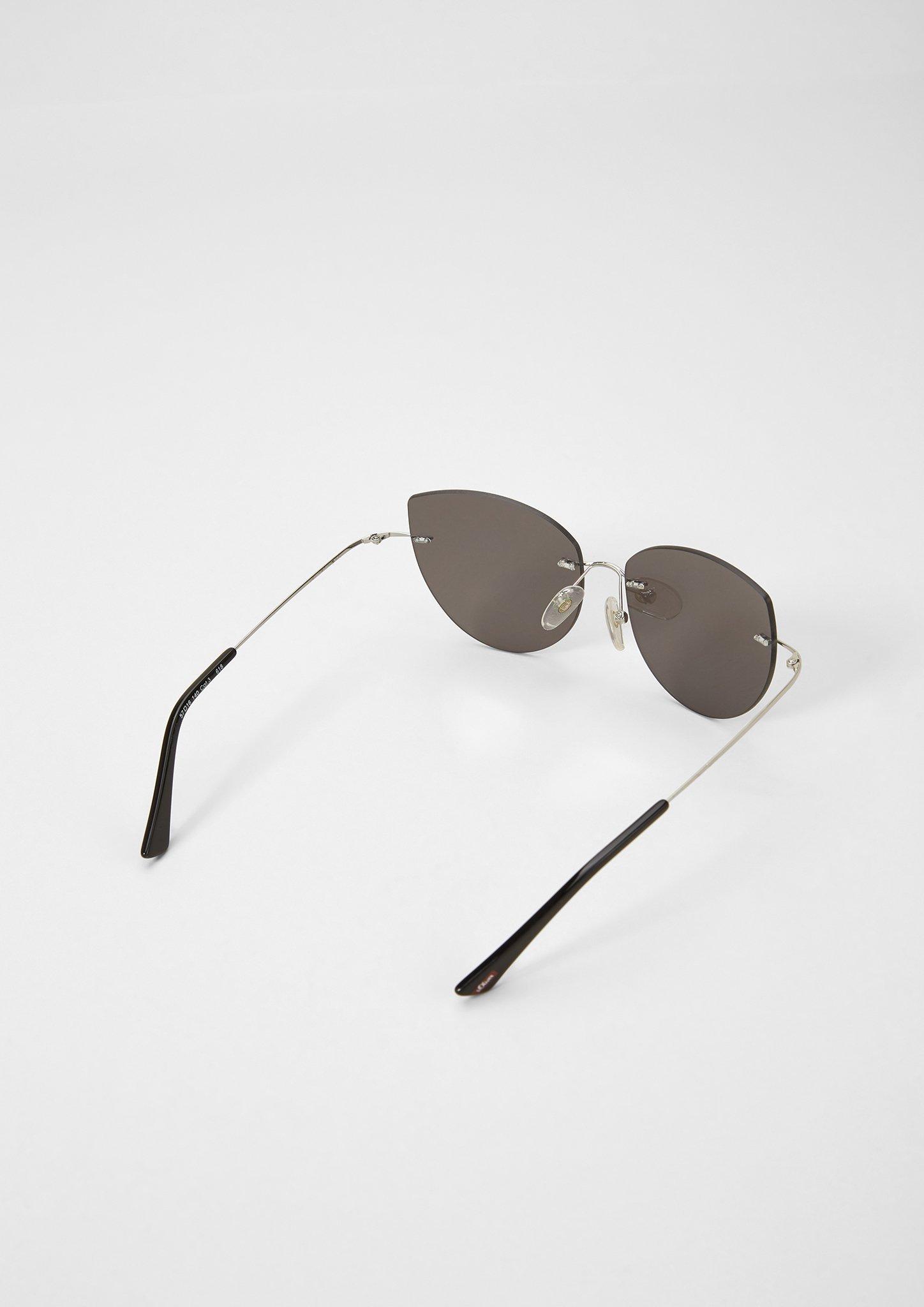 Cat-Eye-Sonnenbrille in 200