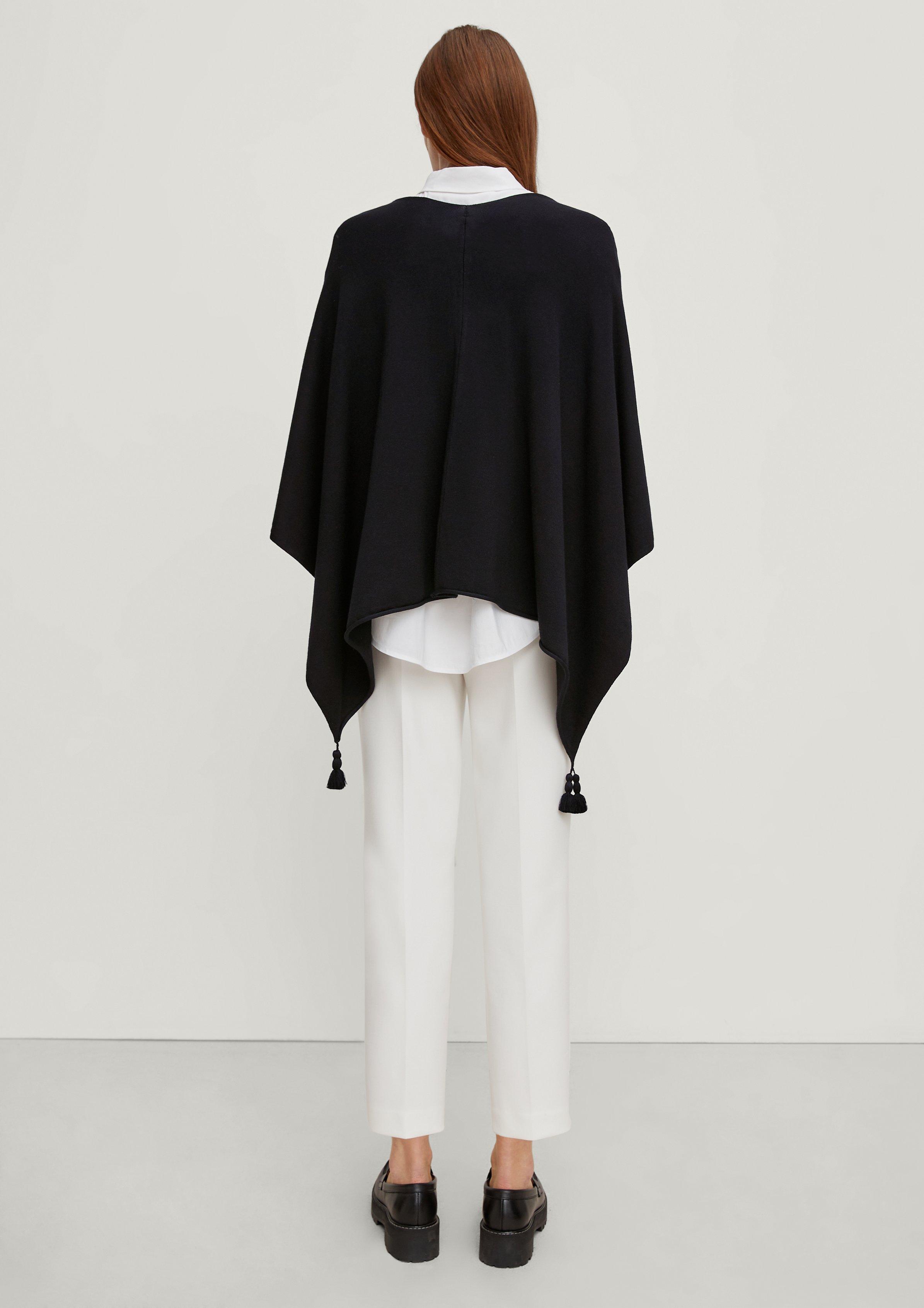 Šátek v  barvě od COMMA