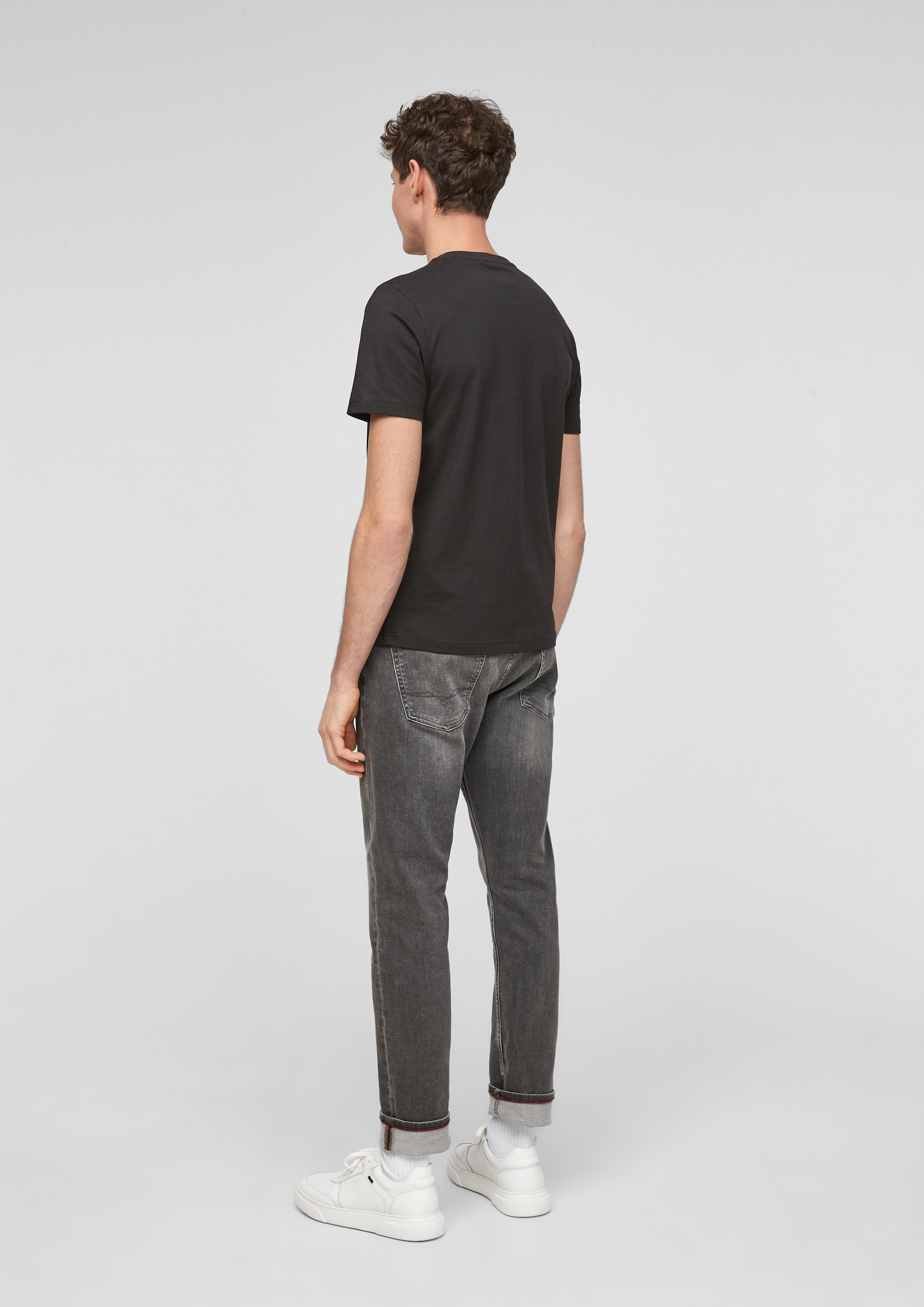 T-shirt in 9999, 9581 & 5693