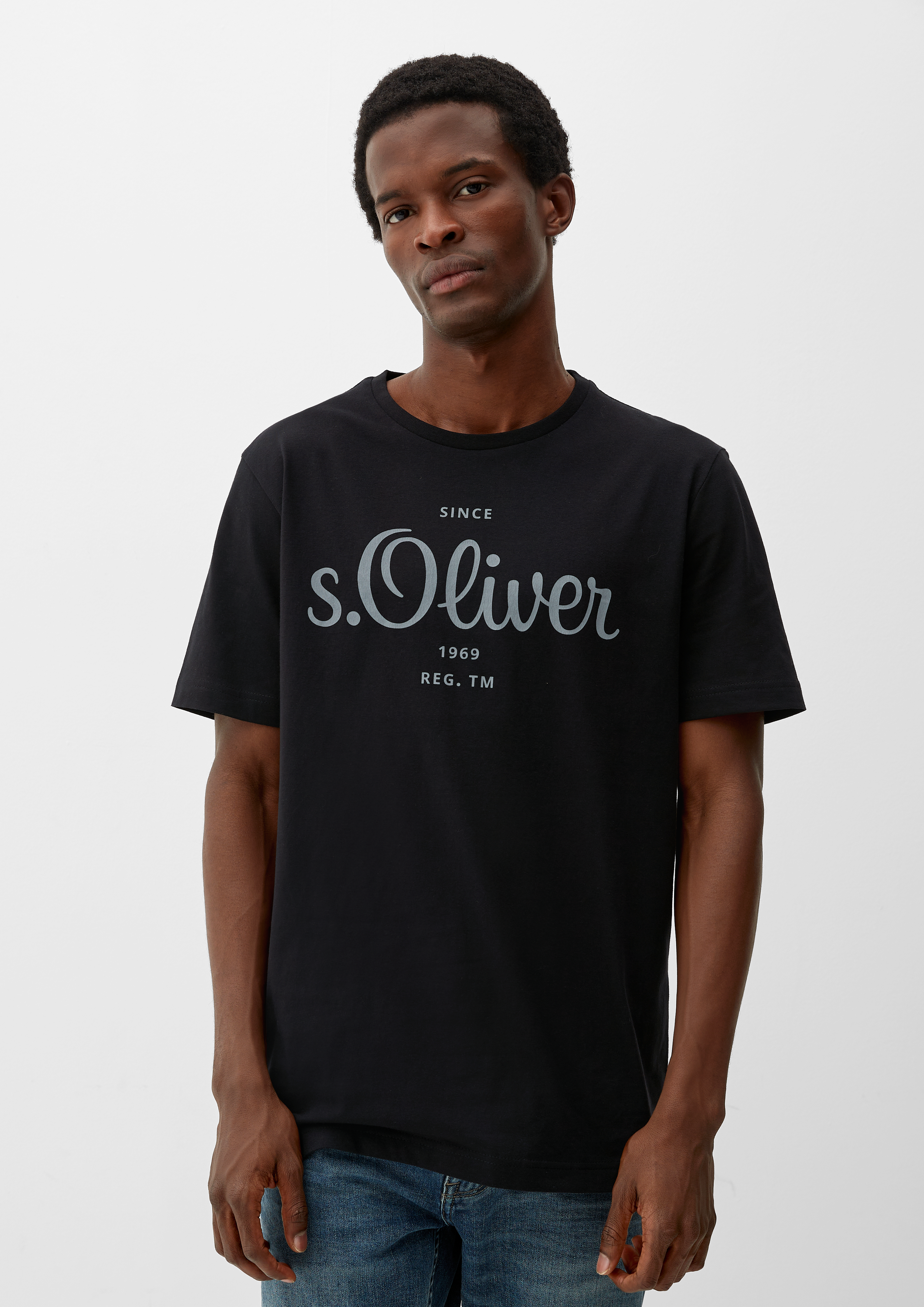 T-shirt in 9999, 9581 & 5693