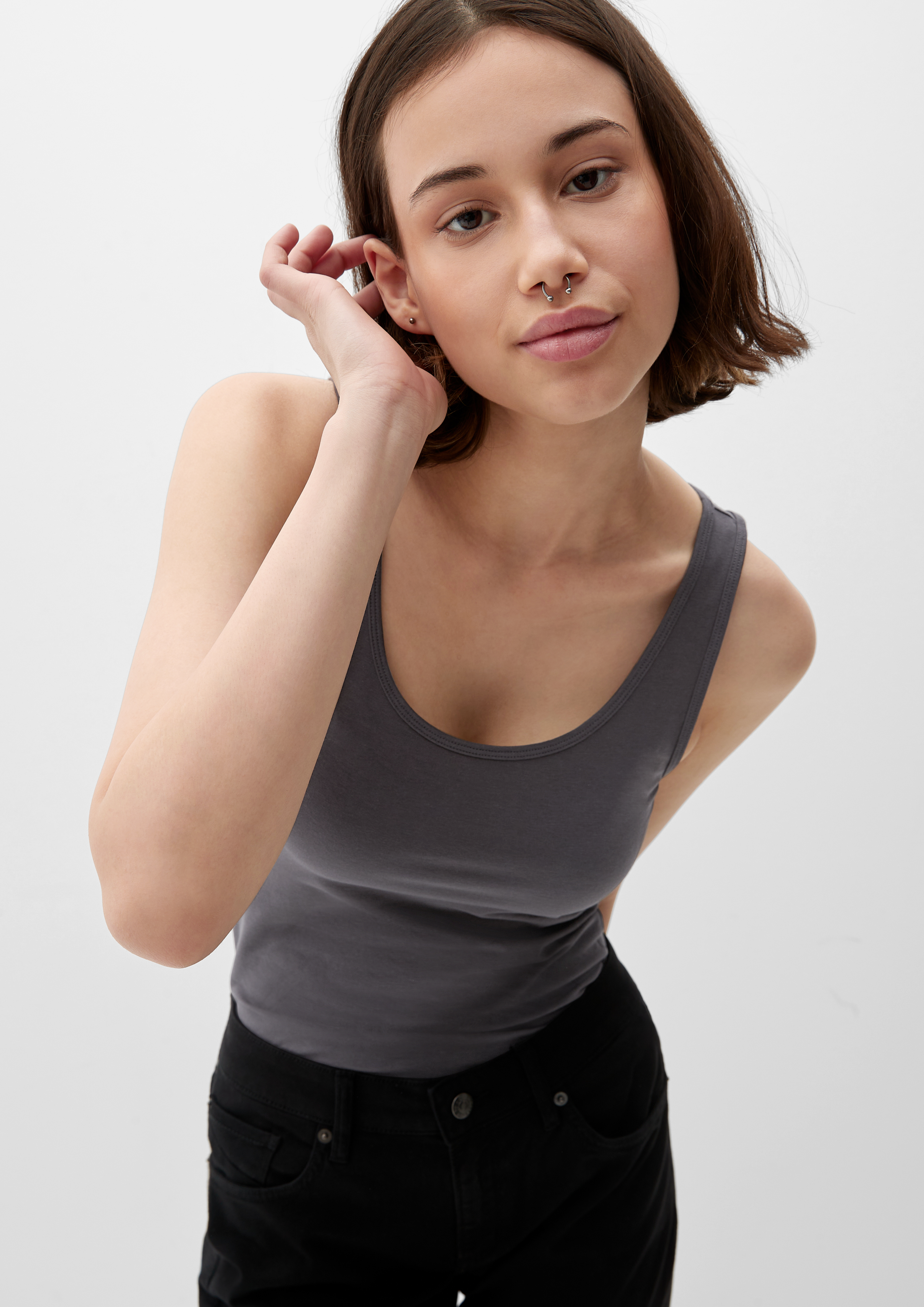 Nakupujte osnovne ženske kose udobno v spletni trgovini s.Oliver | s.Oliver