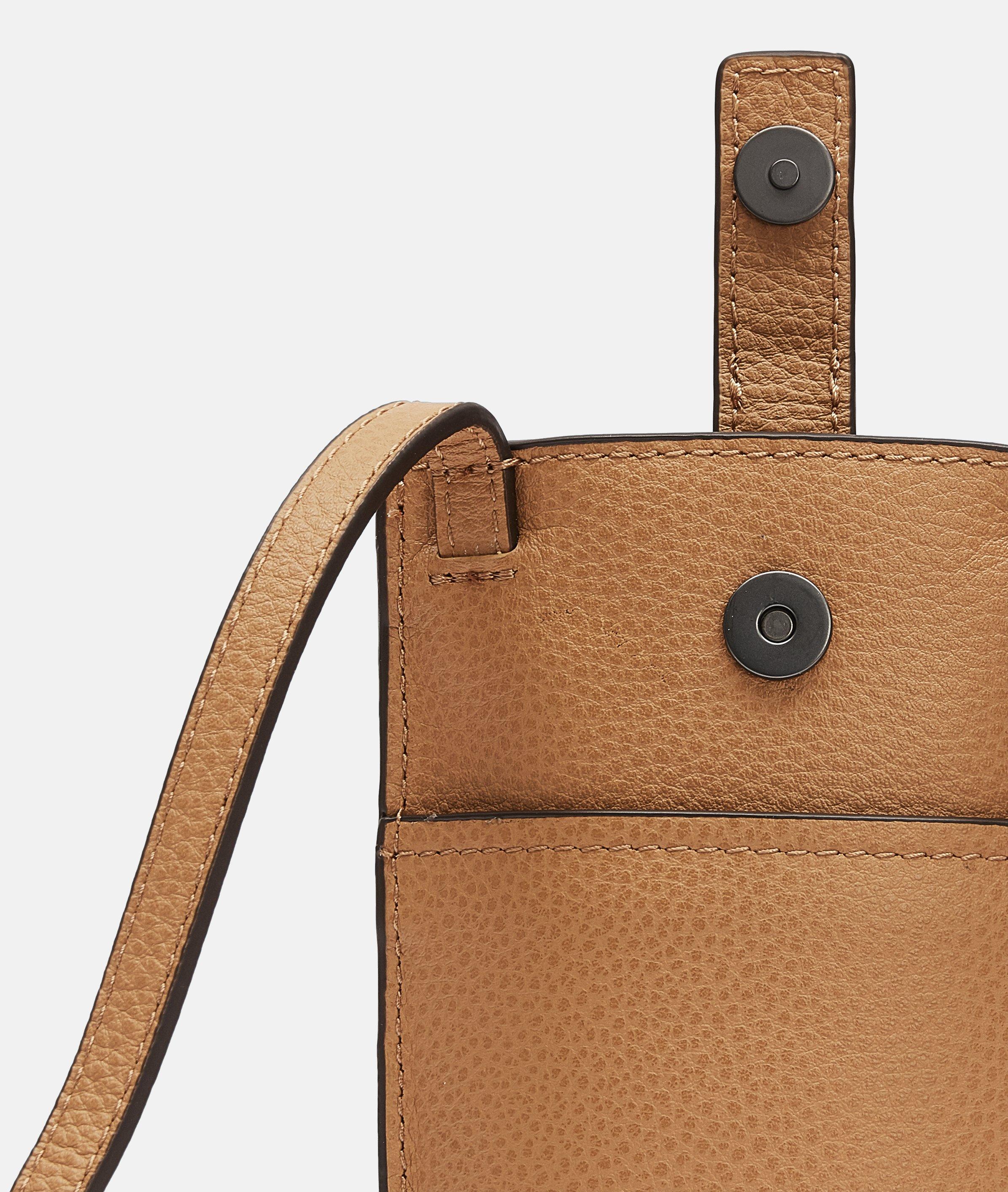 Georgia Mobile Pouch in brown