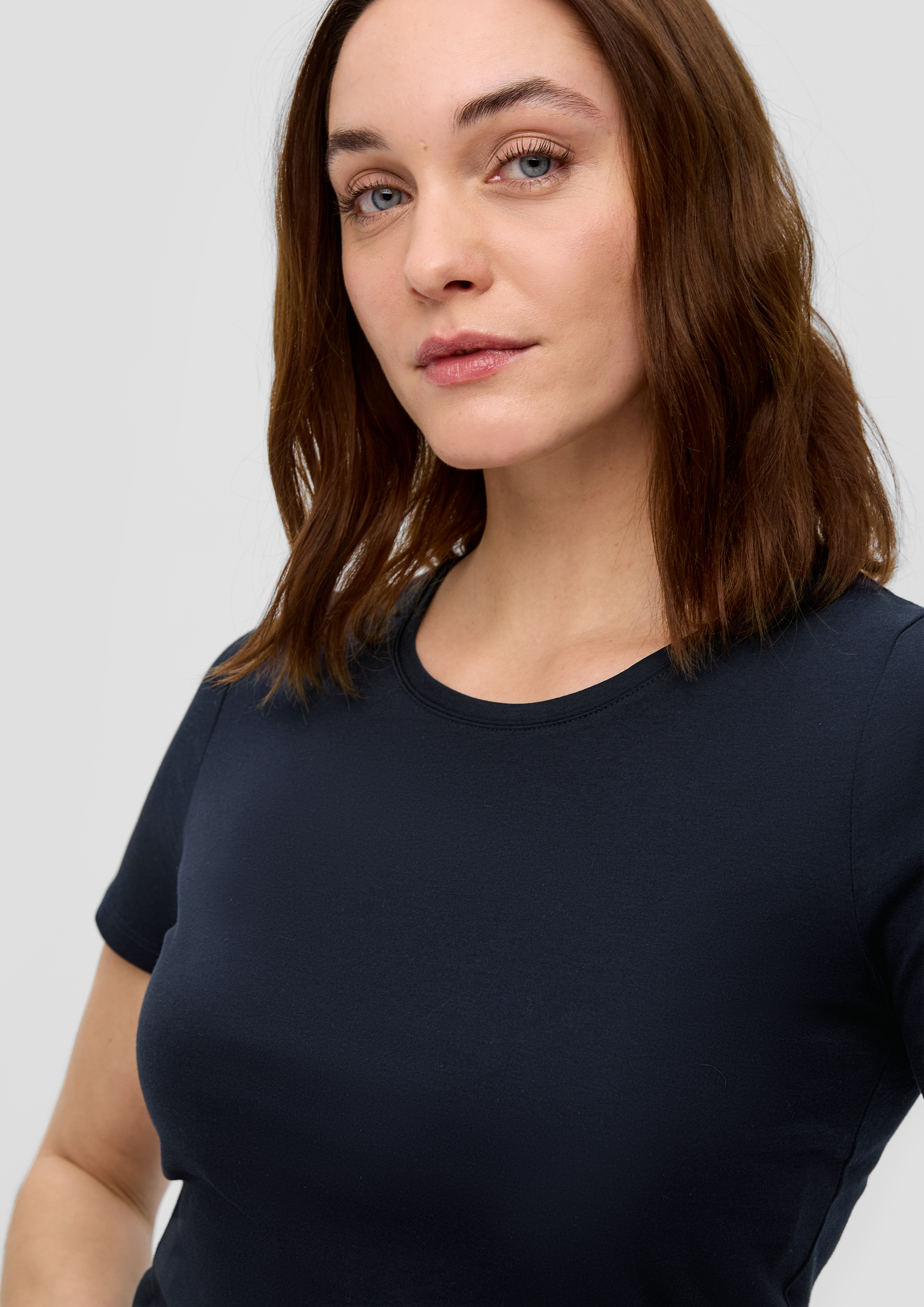 T-shirt in 5959, 9999, 0100 & 7928