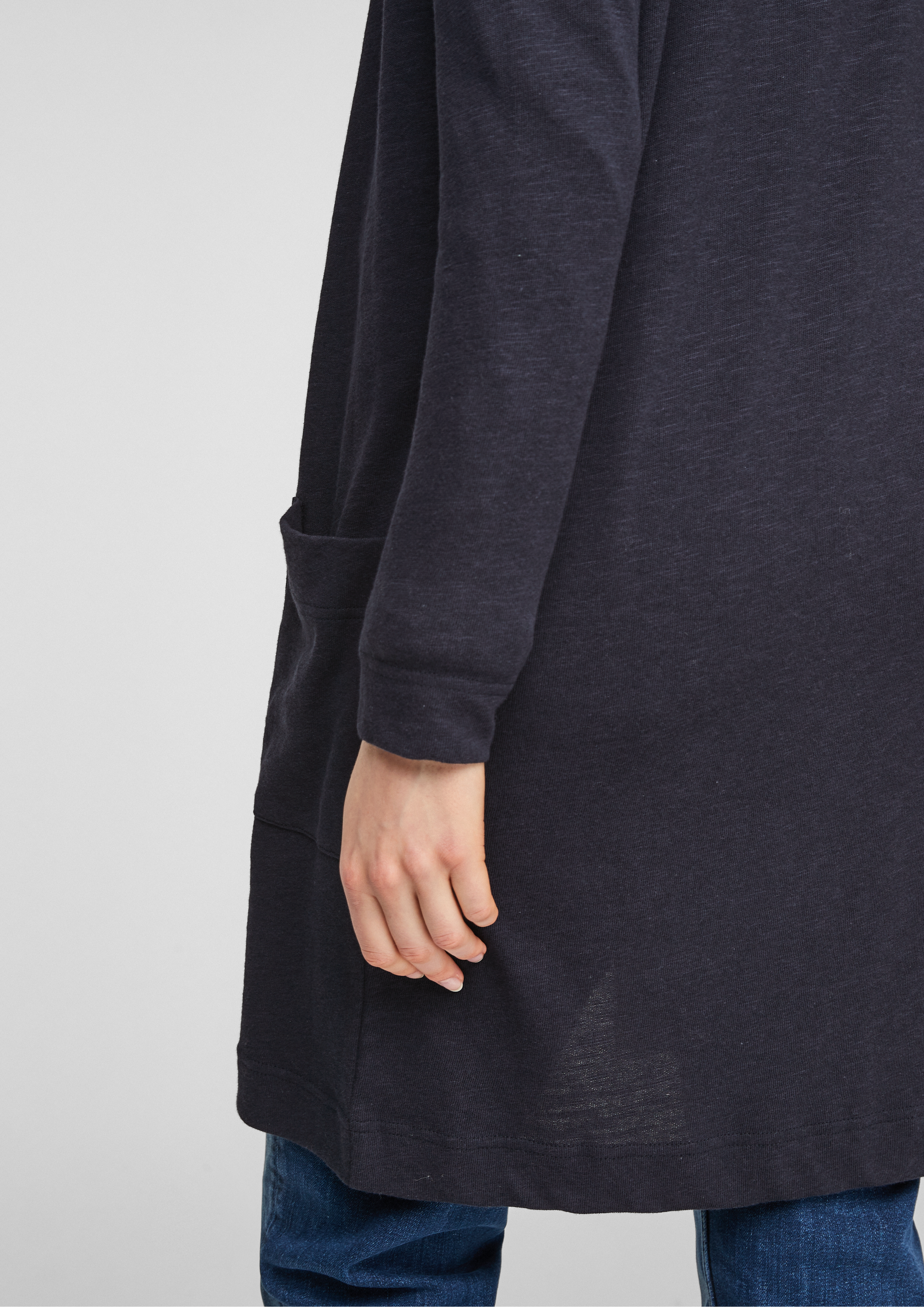 Cardigan in 5959, 7928 & 9999