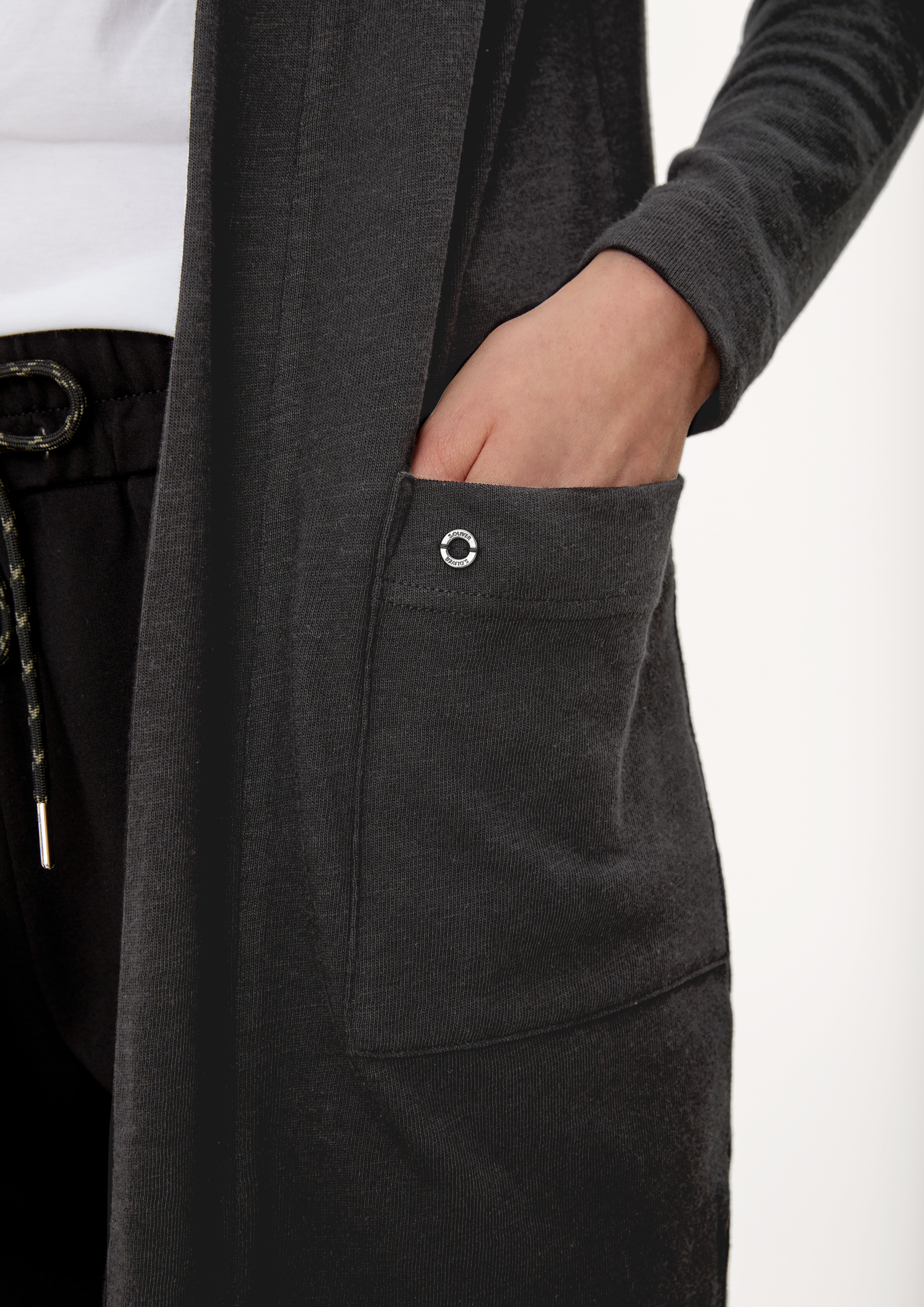 Cardigan in 9999 & 7928