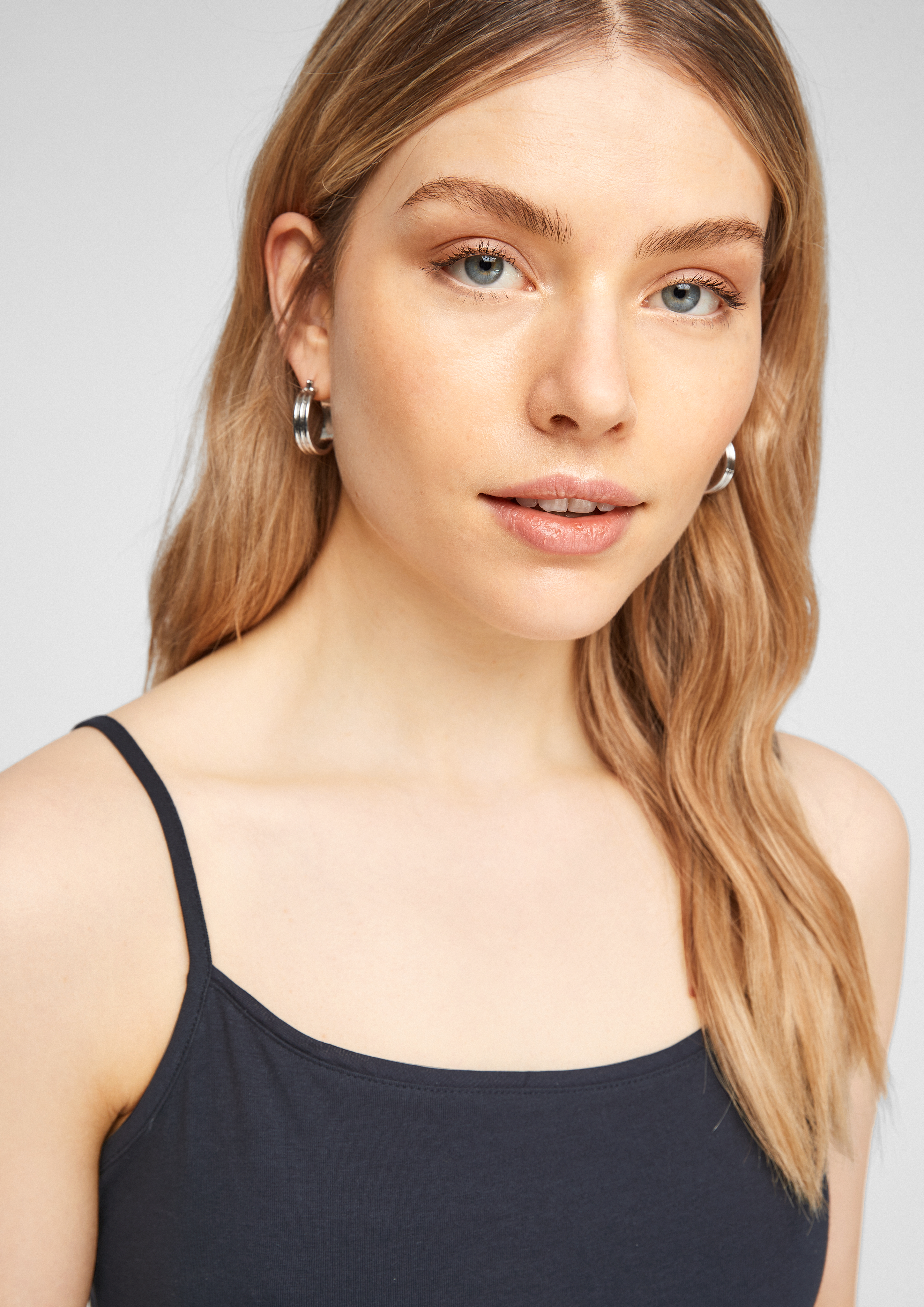 Koszulka w kolorze 5959, 9999 & 0100