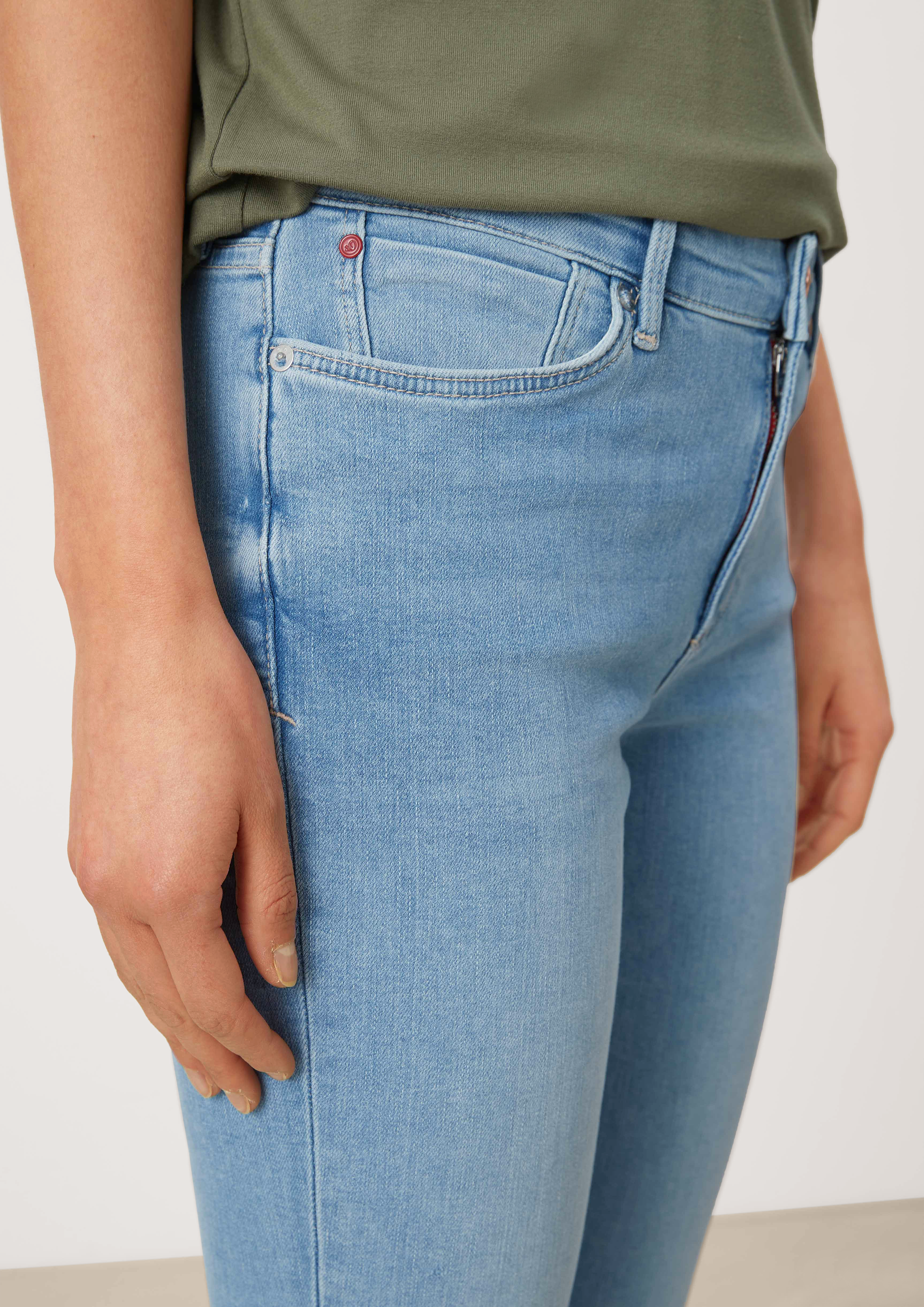 Denim in 53Z4 & 55Z2