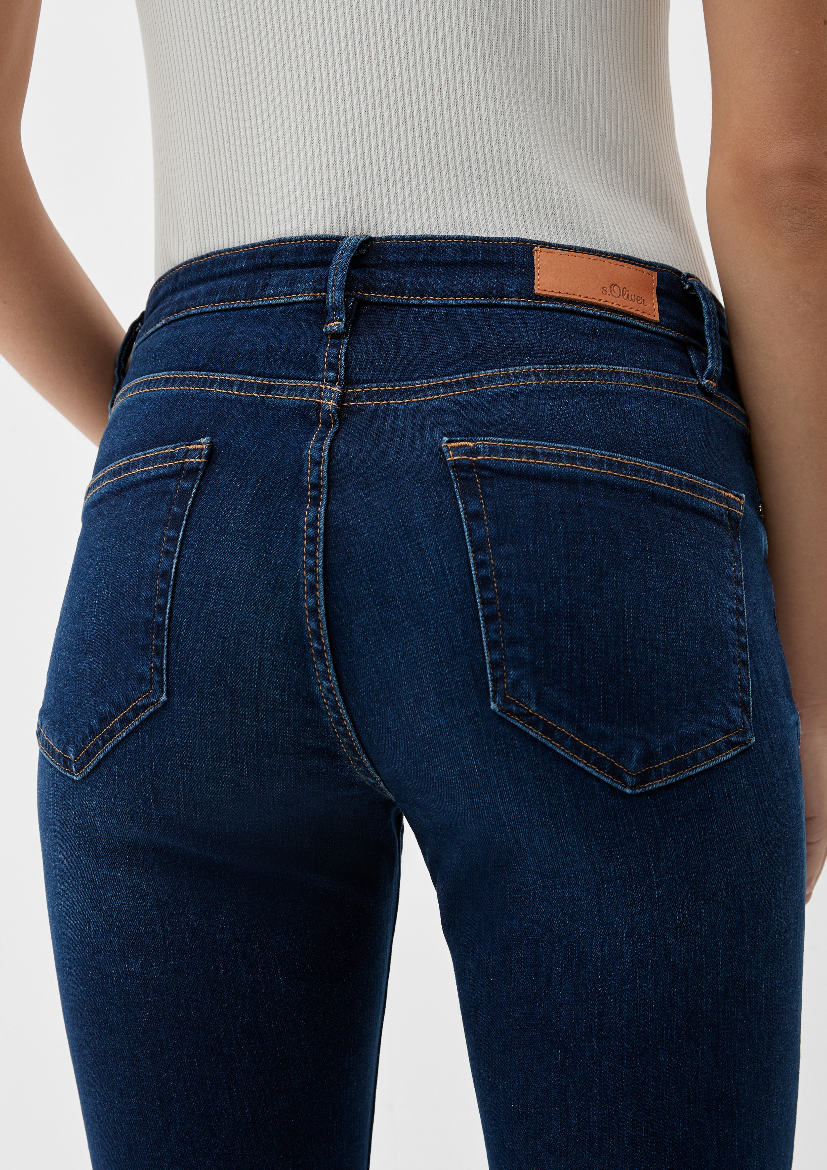 Jeans in 57Z7 & 55Z2