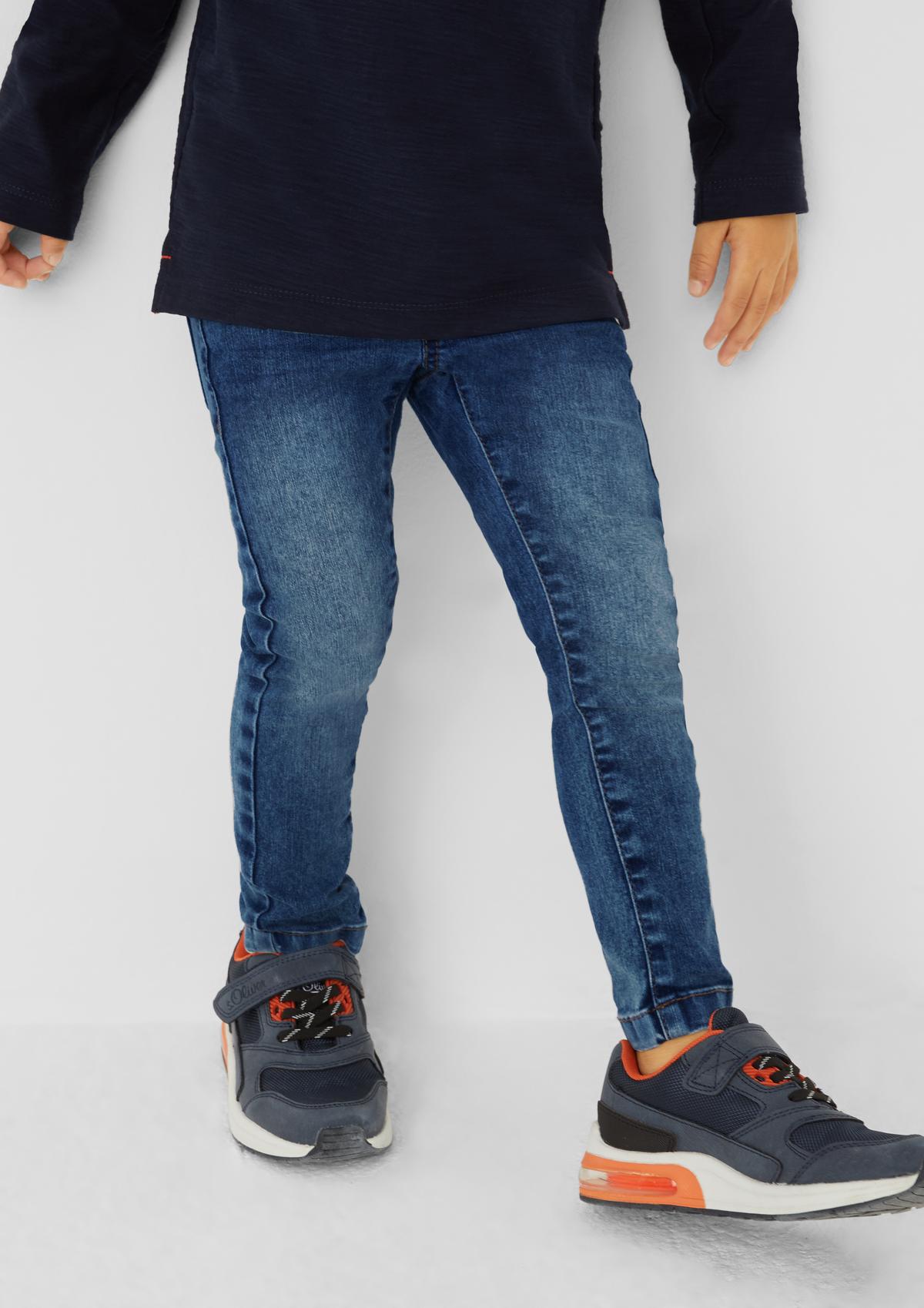 s.Oliver Slim fit: tracksuit bottom-style jeans