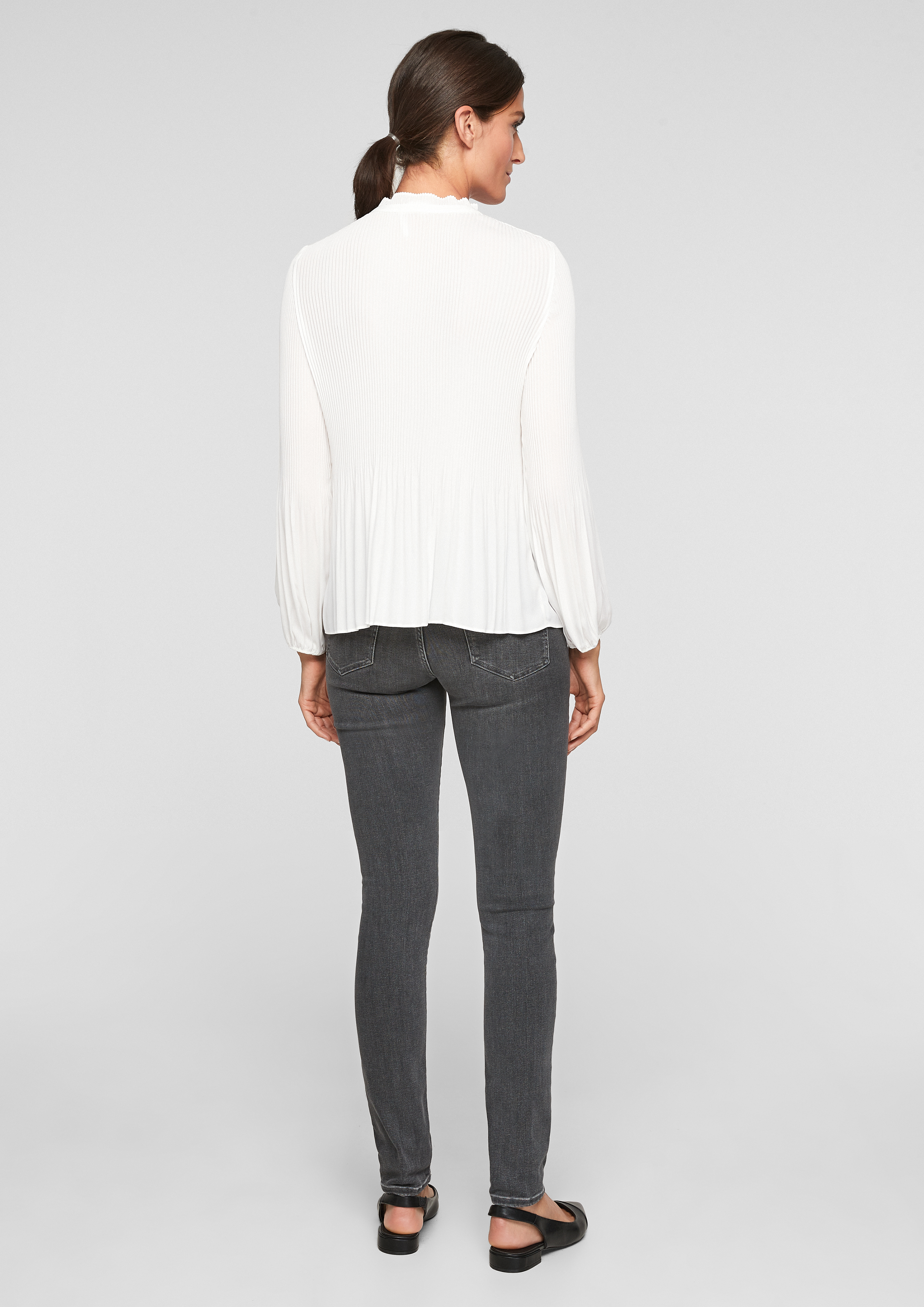 Halenka in 0200 & 9999