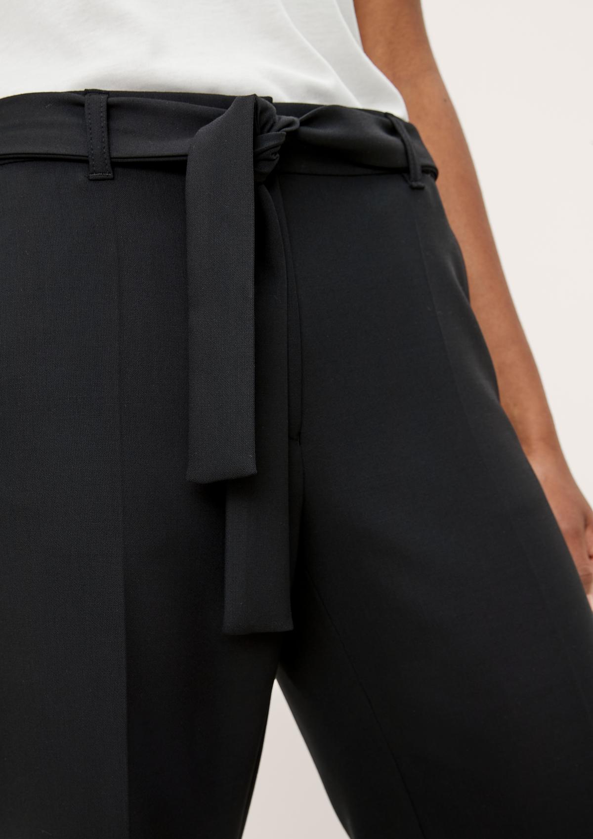 s.Oliver Regular: keprové kalhoty se sklady v pase