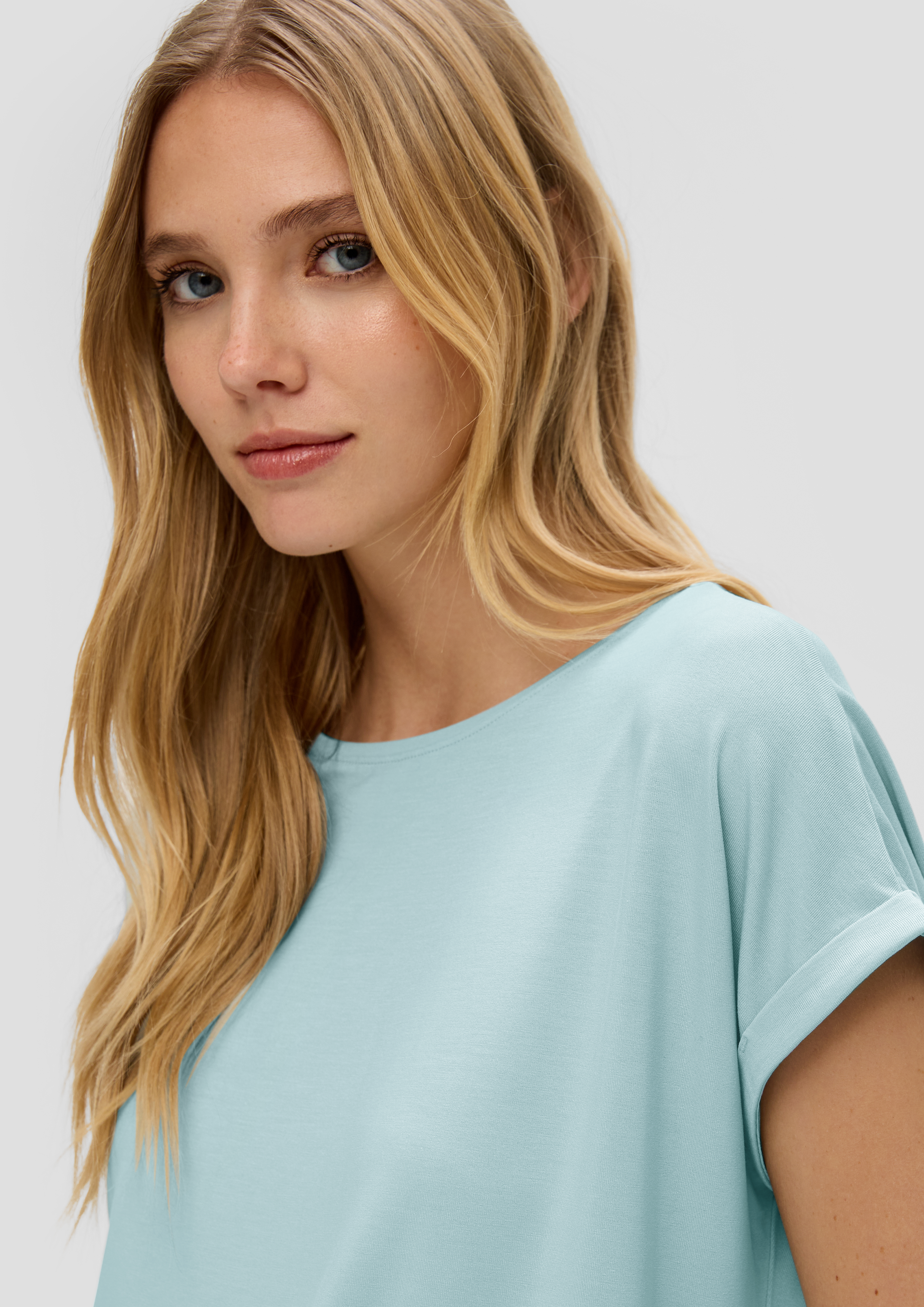 T-shirt in 6103, 4281, 2108 & 7219