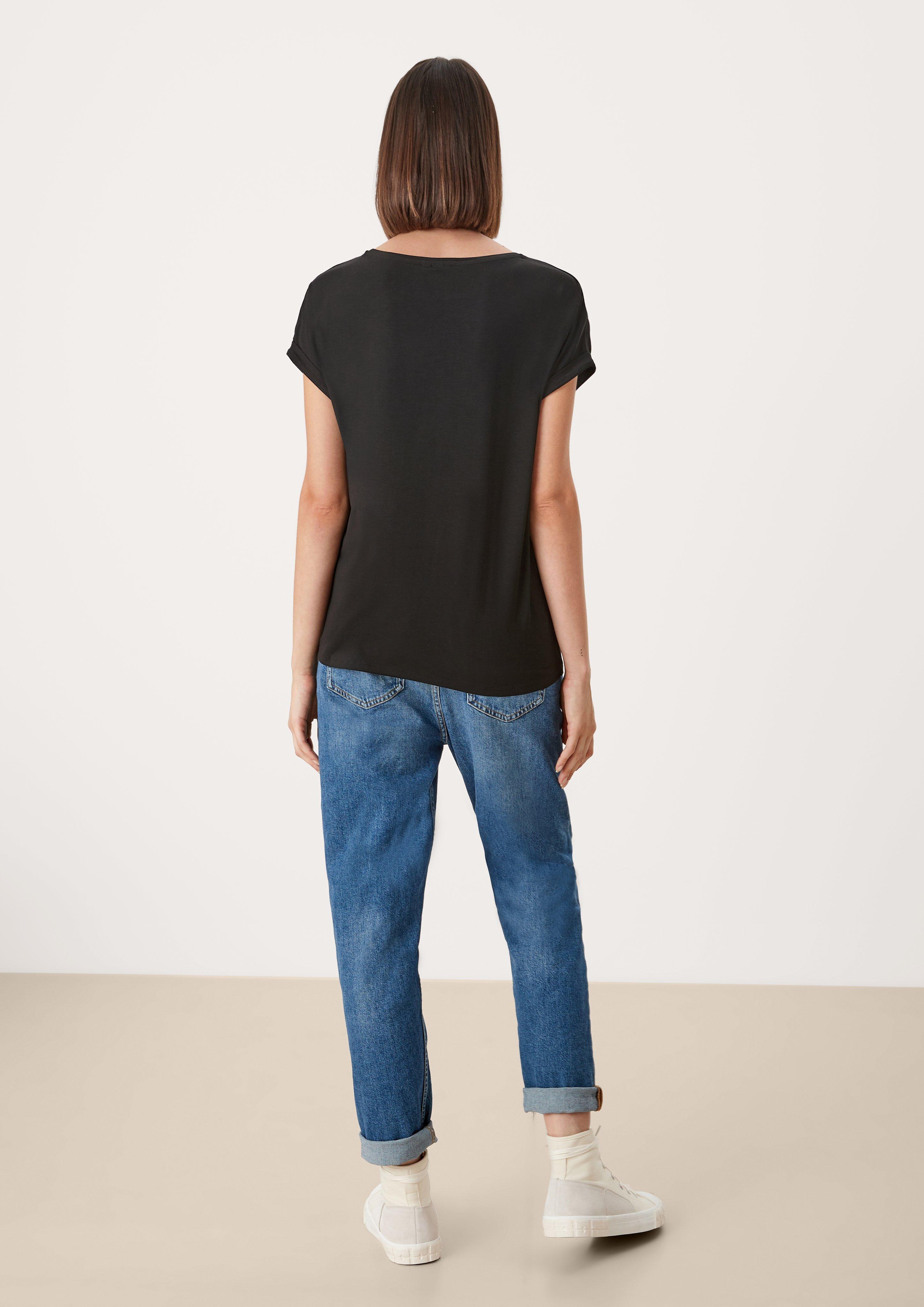 T-Shirt in 9999, 9400 & 0200