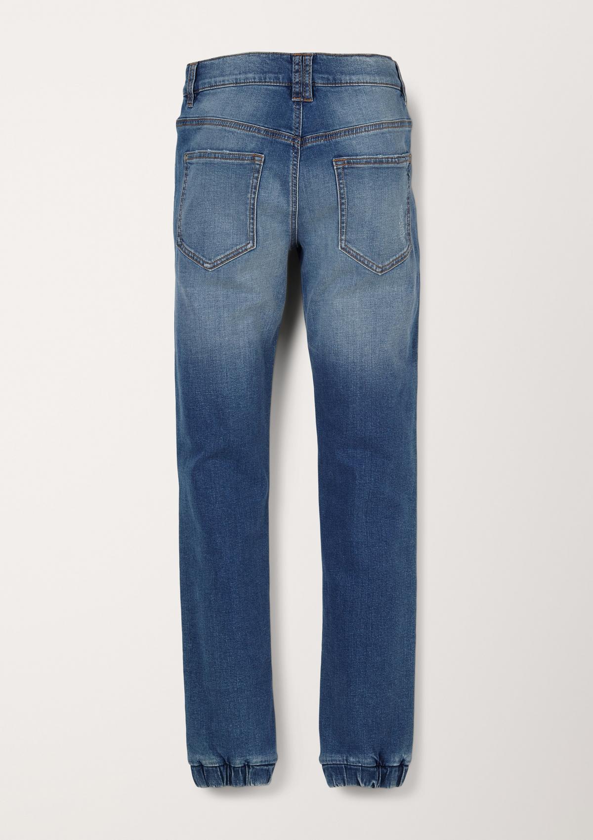 s.Oliver Jeans hlače Seattle / kroj Regular Fit / Mid Rise / ozke hlačnice