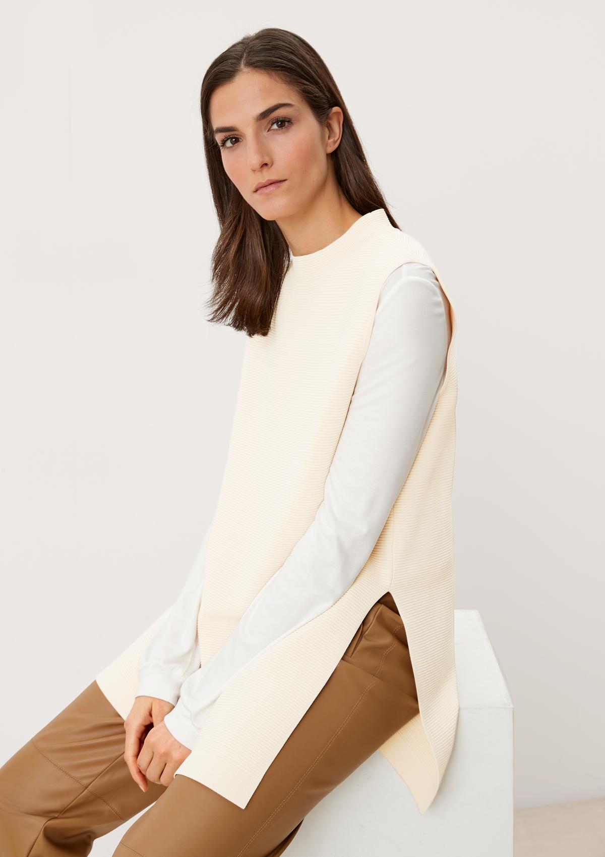 s.Oliver Sleeveless jumper with a textured pattern