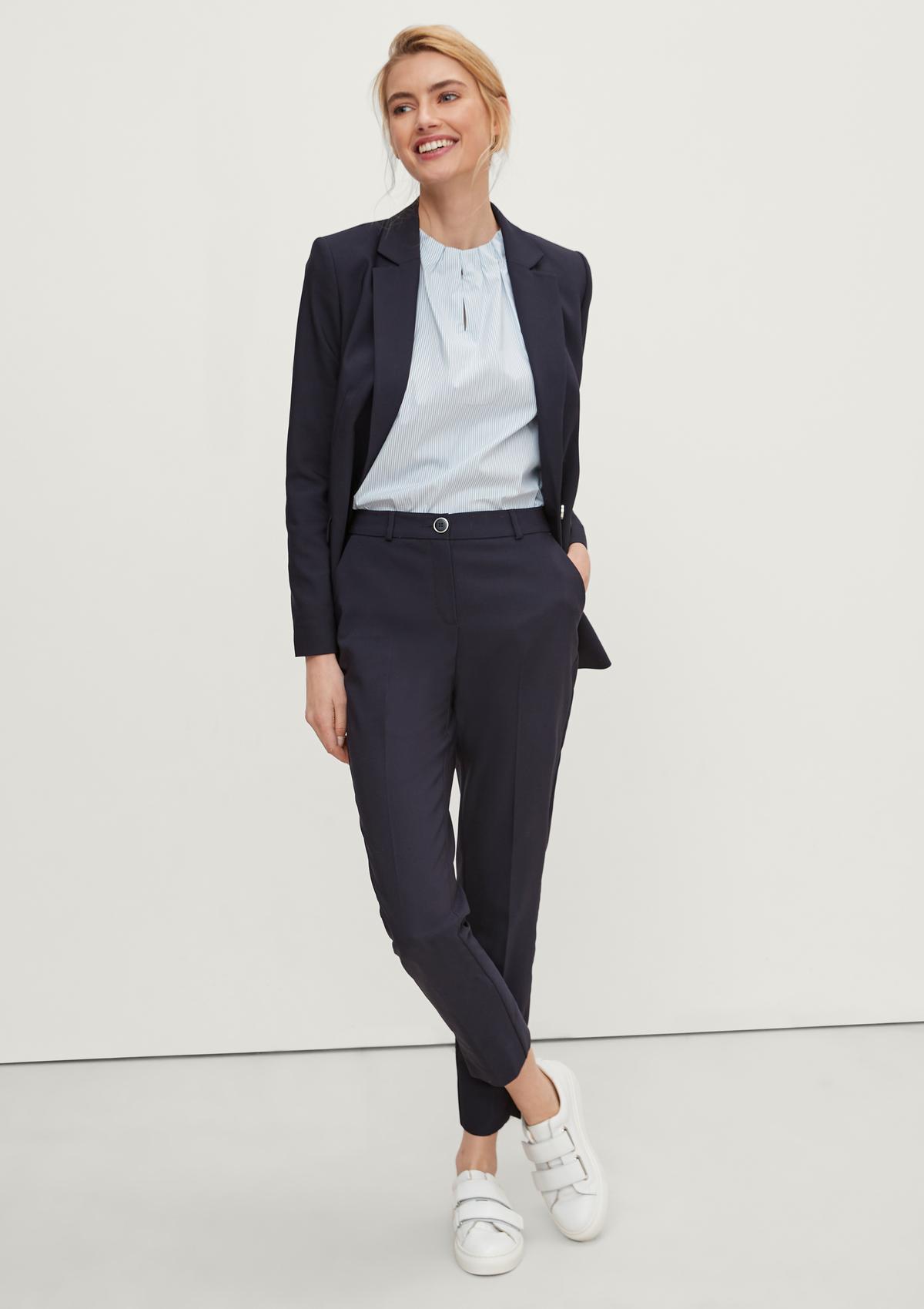 Slim fit: 7/8 trousers with tapered leg