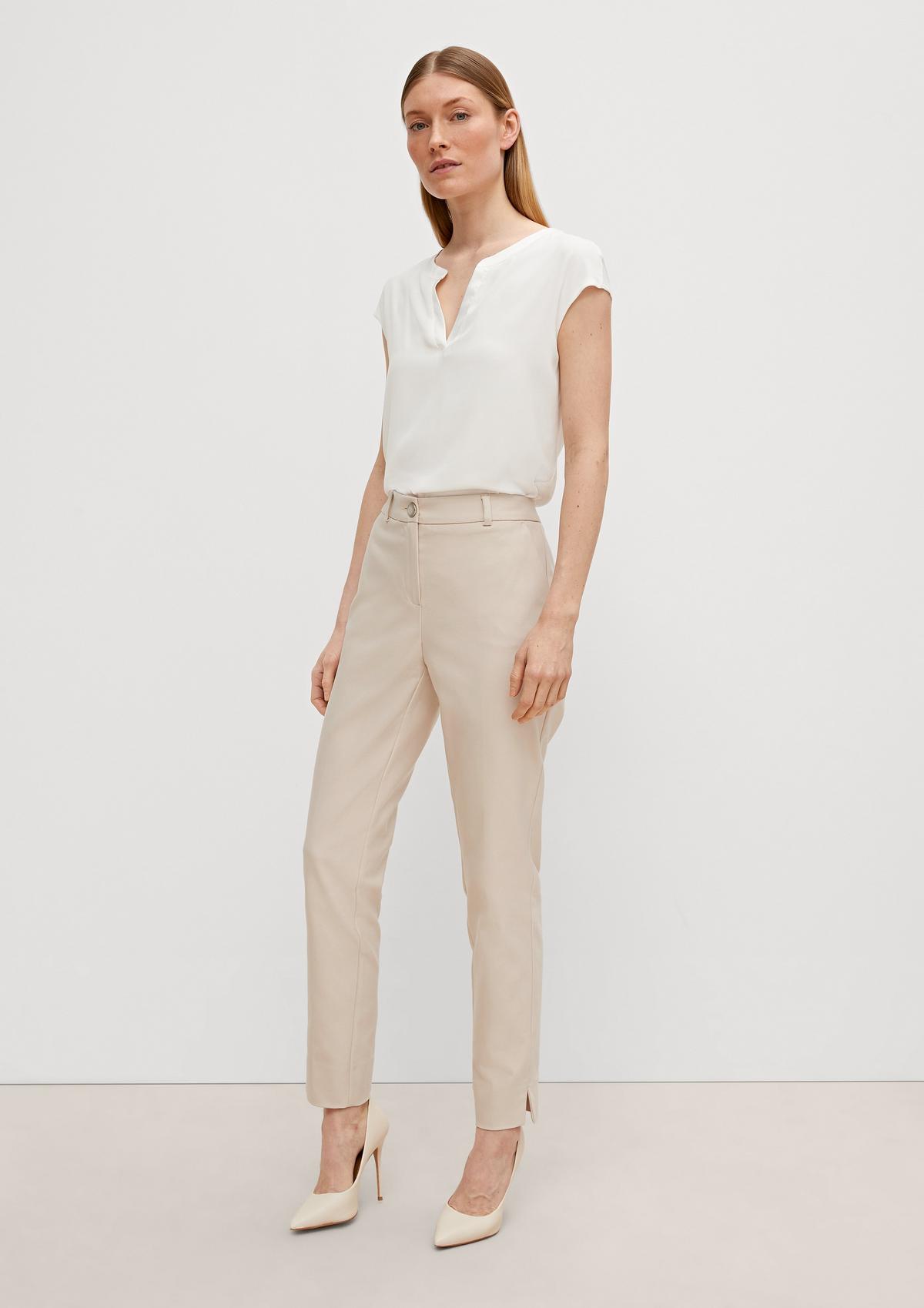 Slim fit: 7/8 trousers with tapered leg