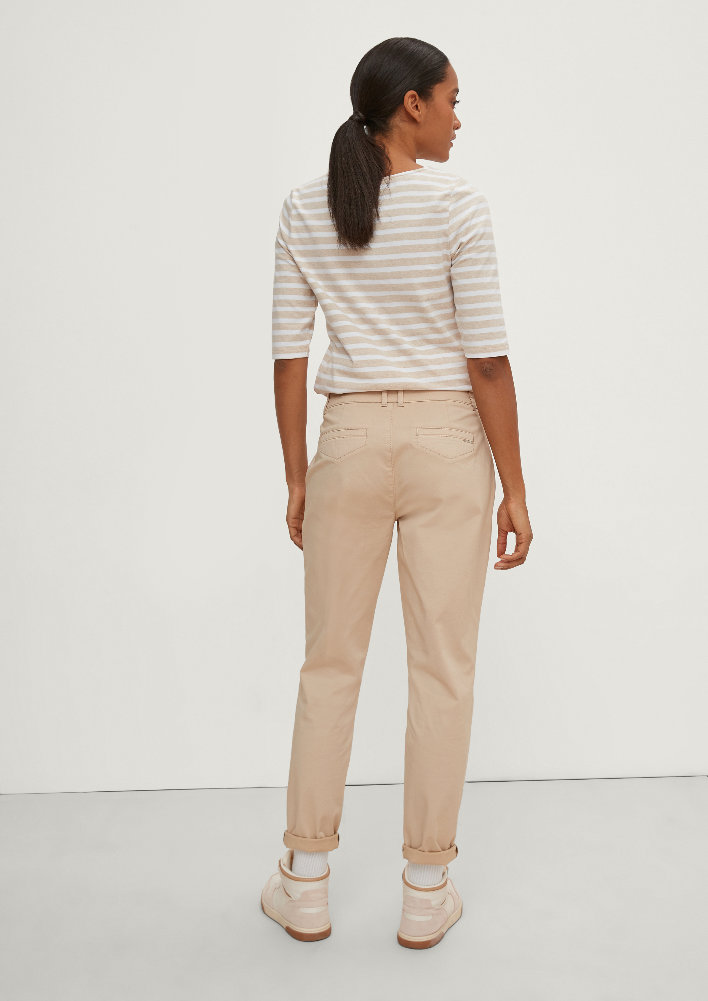 Chino in 8212, 8484 & 5996