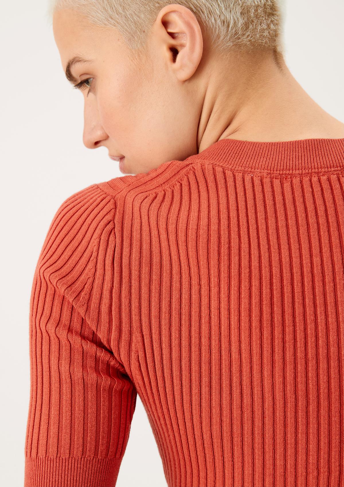 s.Oliver Short sleeve jumper with a ribbed texture