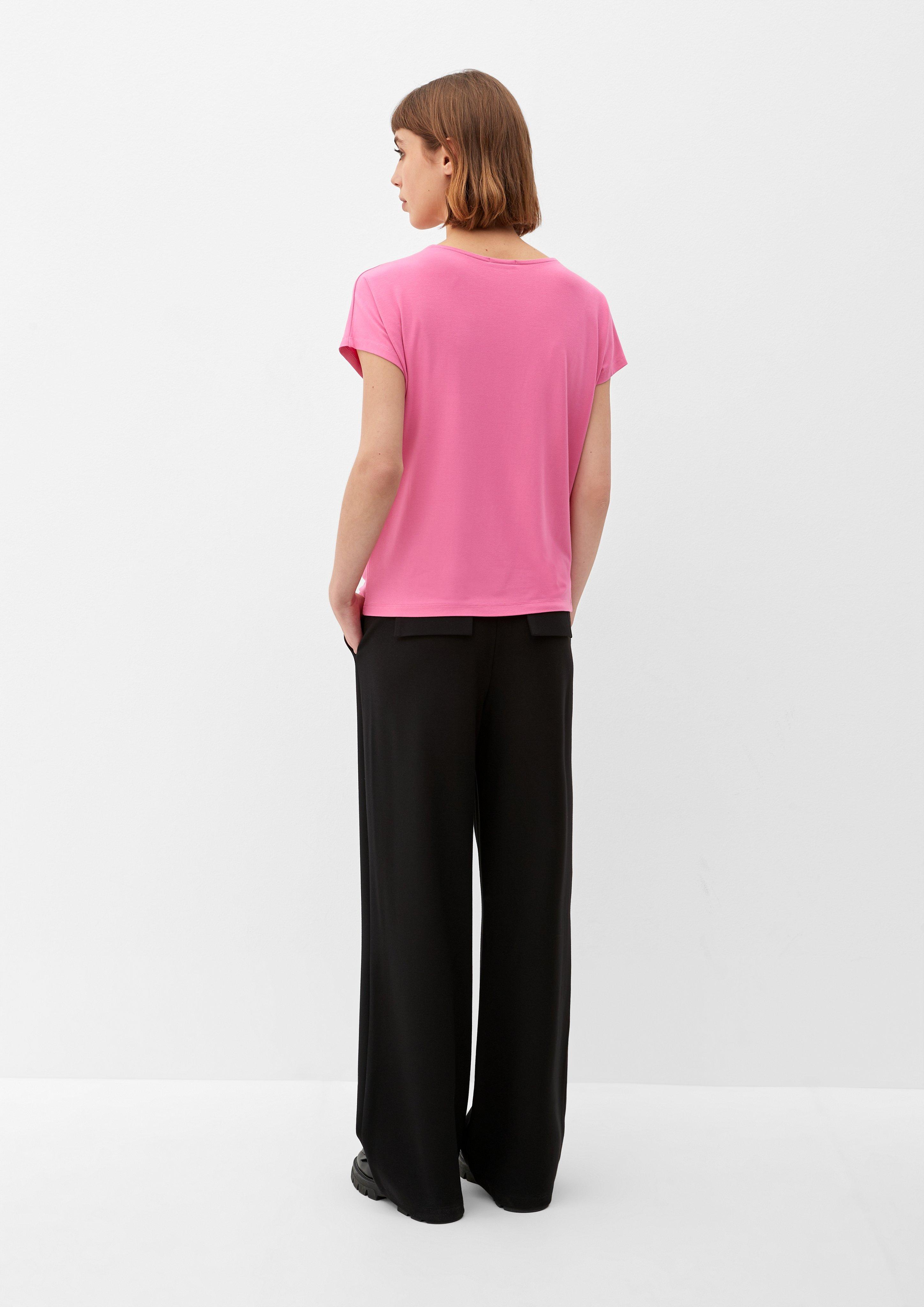 T-shirt in 4426, 7928, 0100, 5959 & 9999