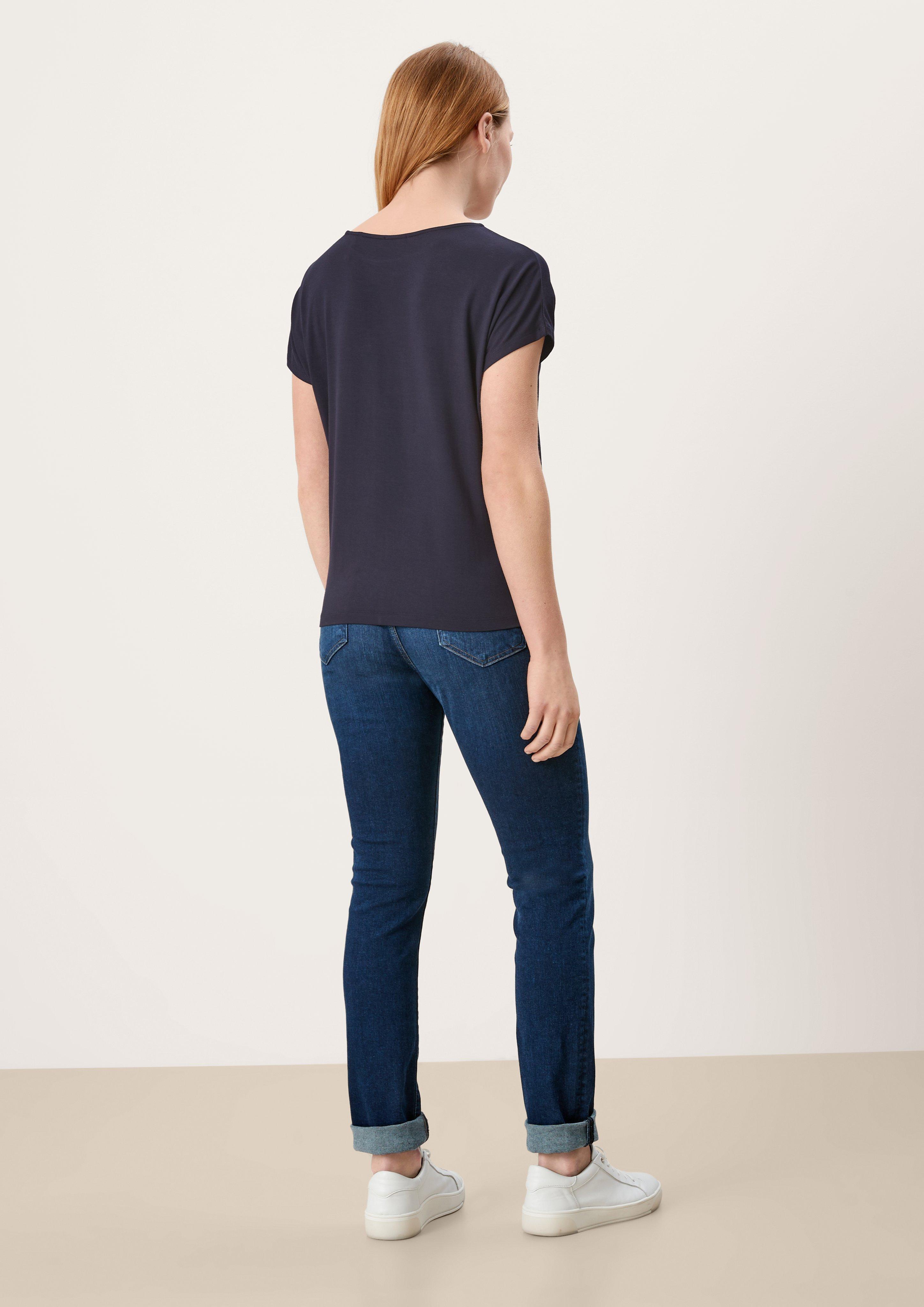 T-shirt in 5959, 7928, 0100, 4426 & 9999