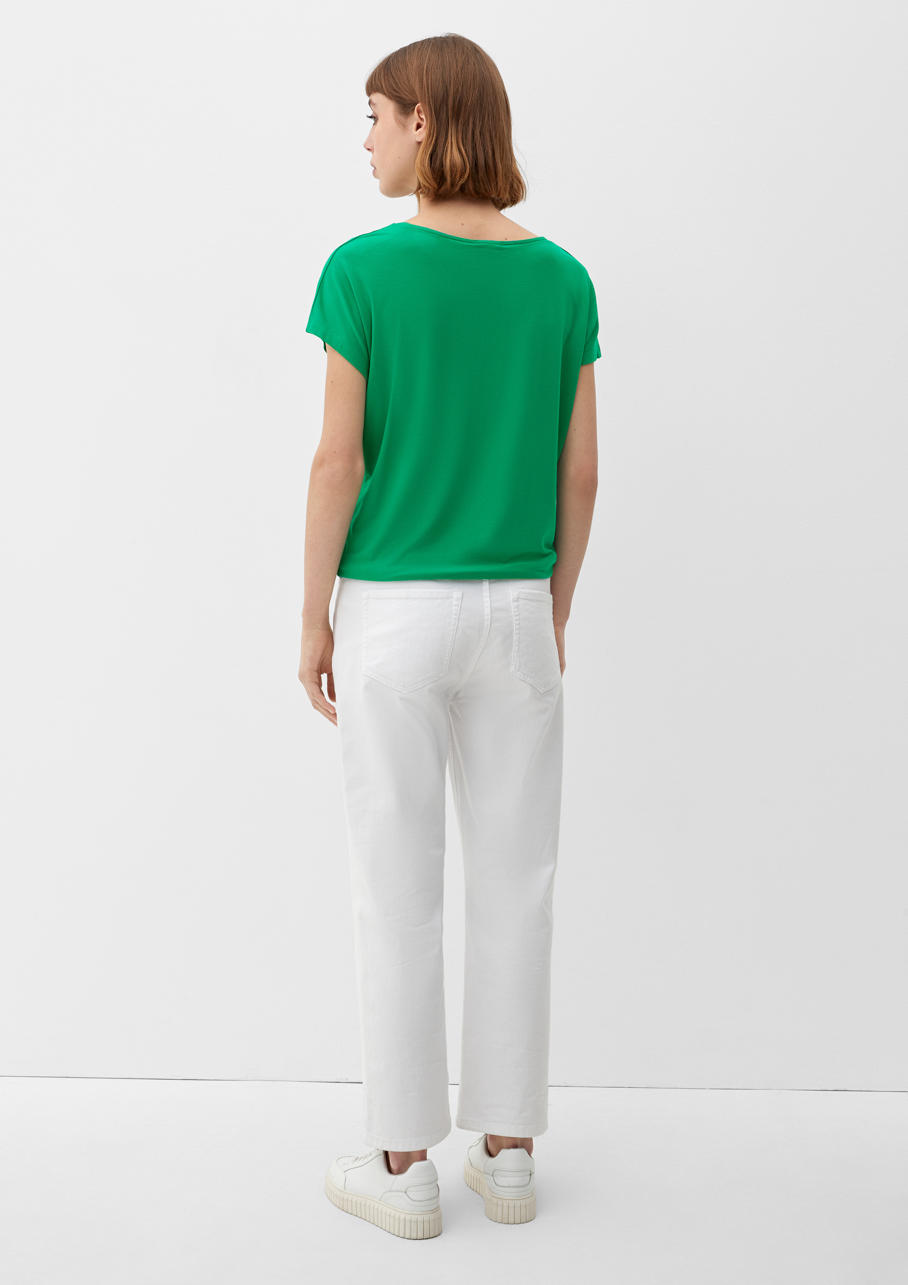 T-shirt in 7646, 7928, 0100, 5959, 4426 & 9999