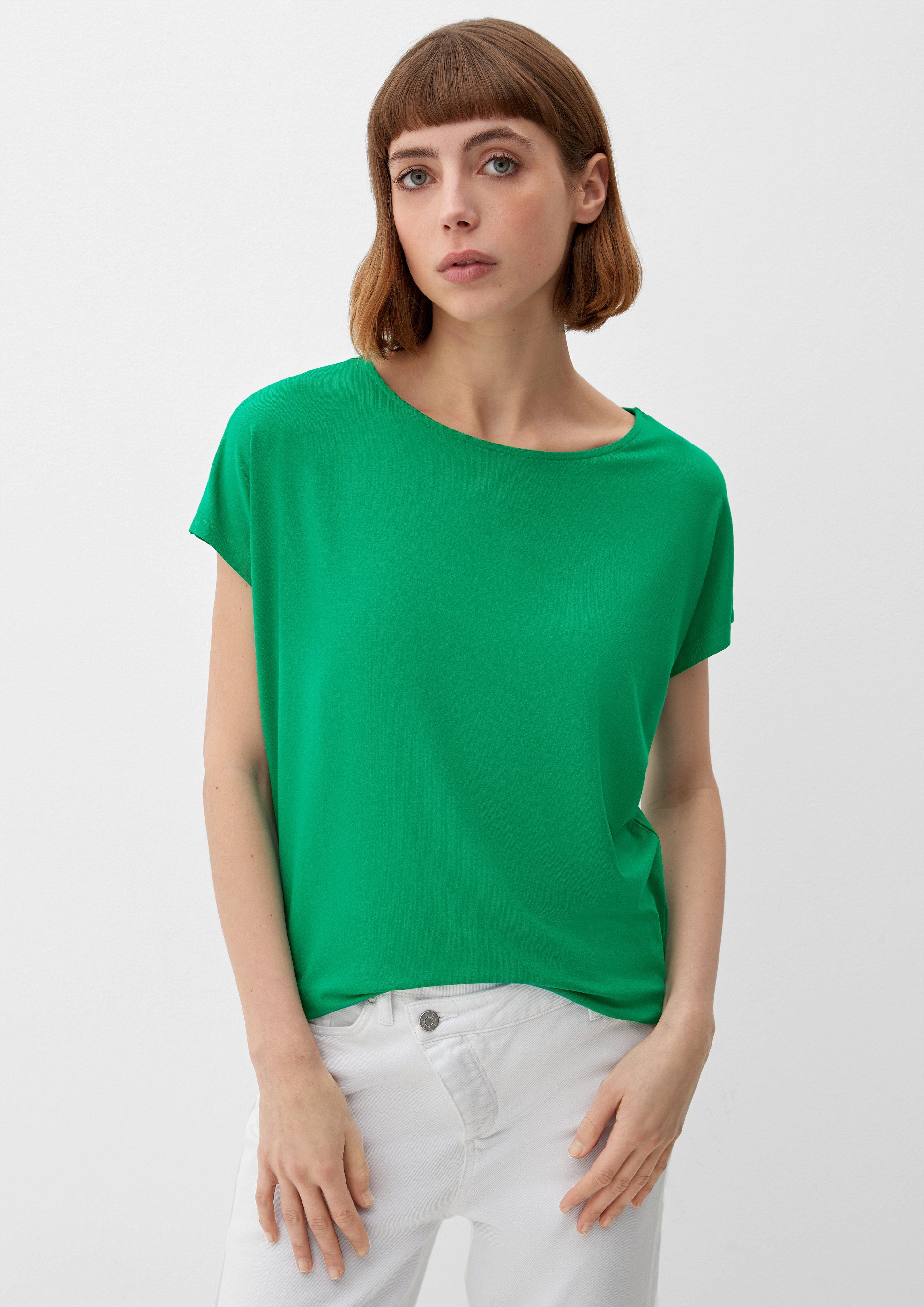 T-shirt in 7646, 7928, 0100, 5959, 4426 & 9999