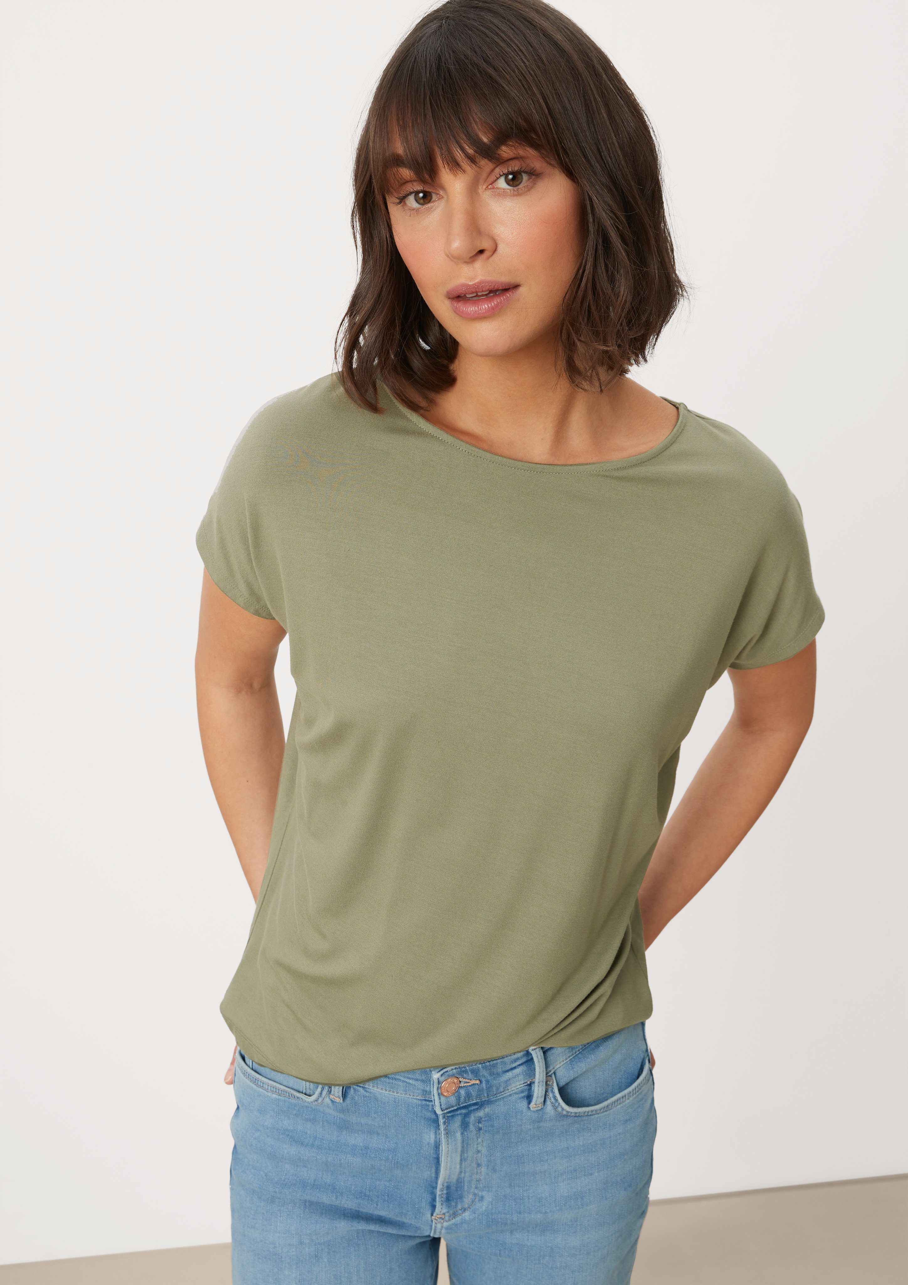 T-Shirt in 7928, 0100, 5959, 4426 & 9999