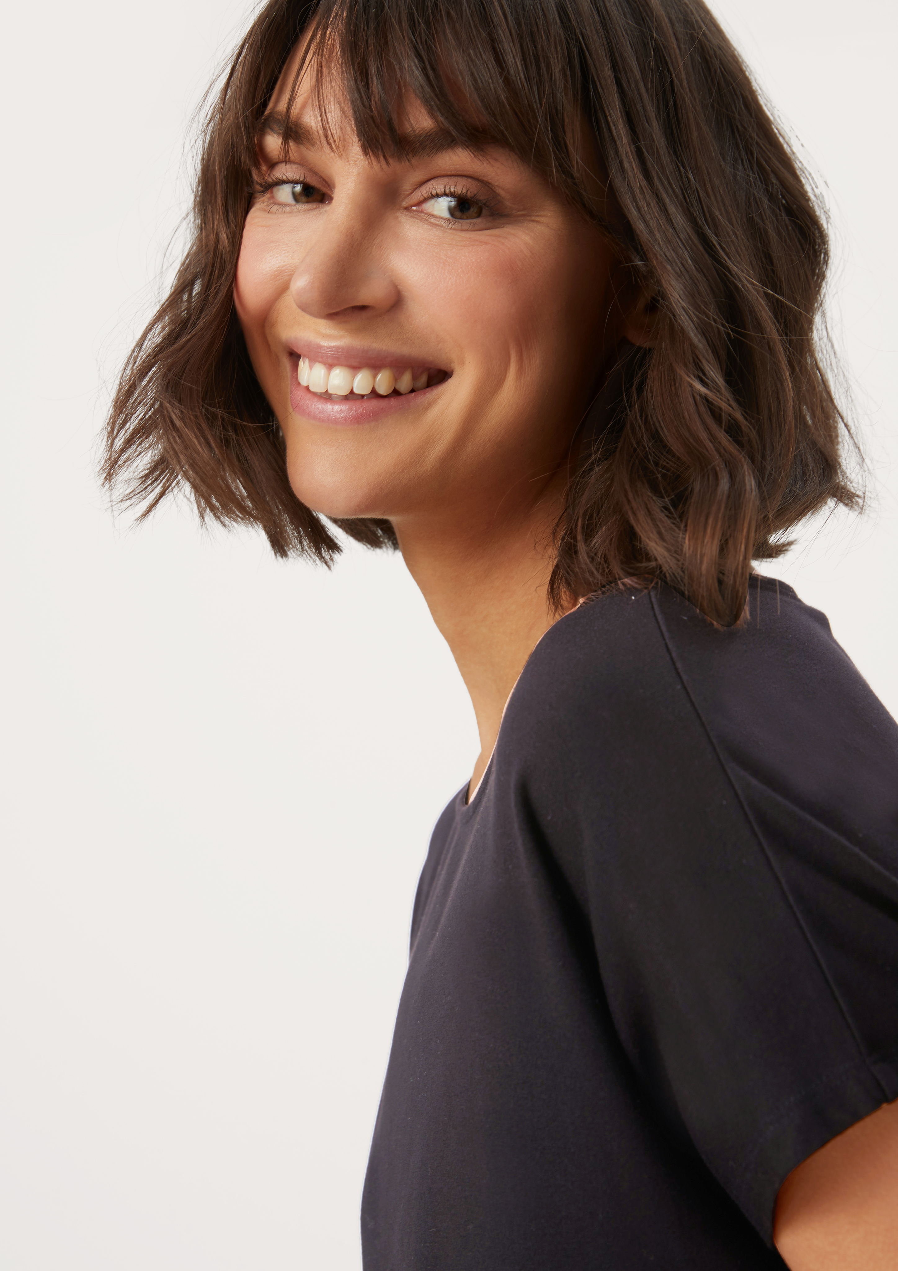 T-shirt in 9999, 7928, 0100, 5959 & 4426