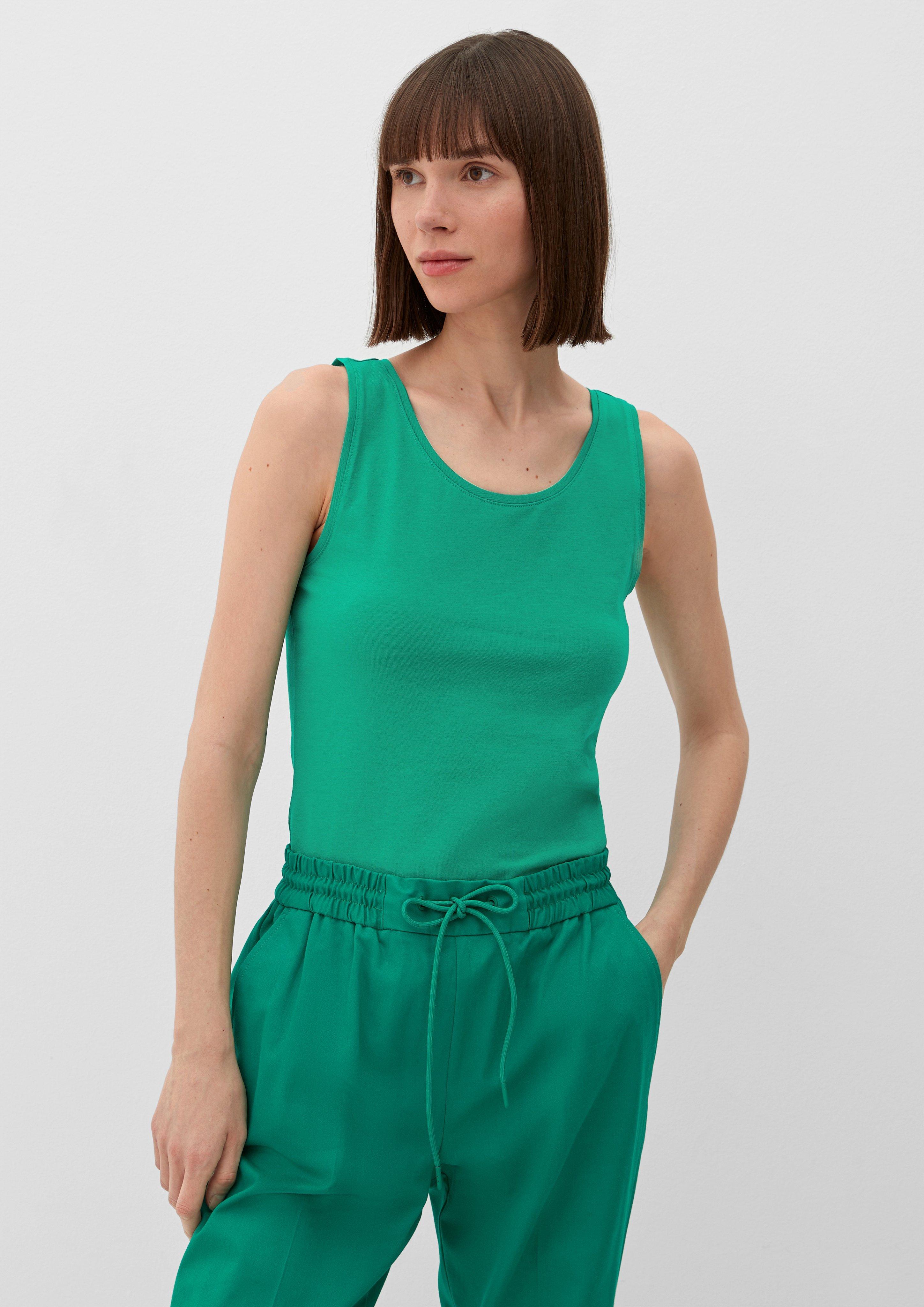 Top in 7646, 0100, 5959, 9999, 2590 & 5531